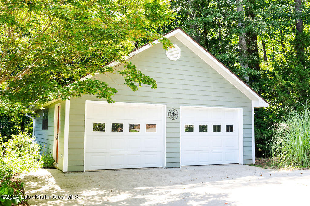 262 Shady Pt