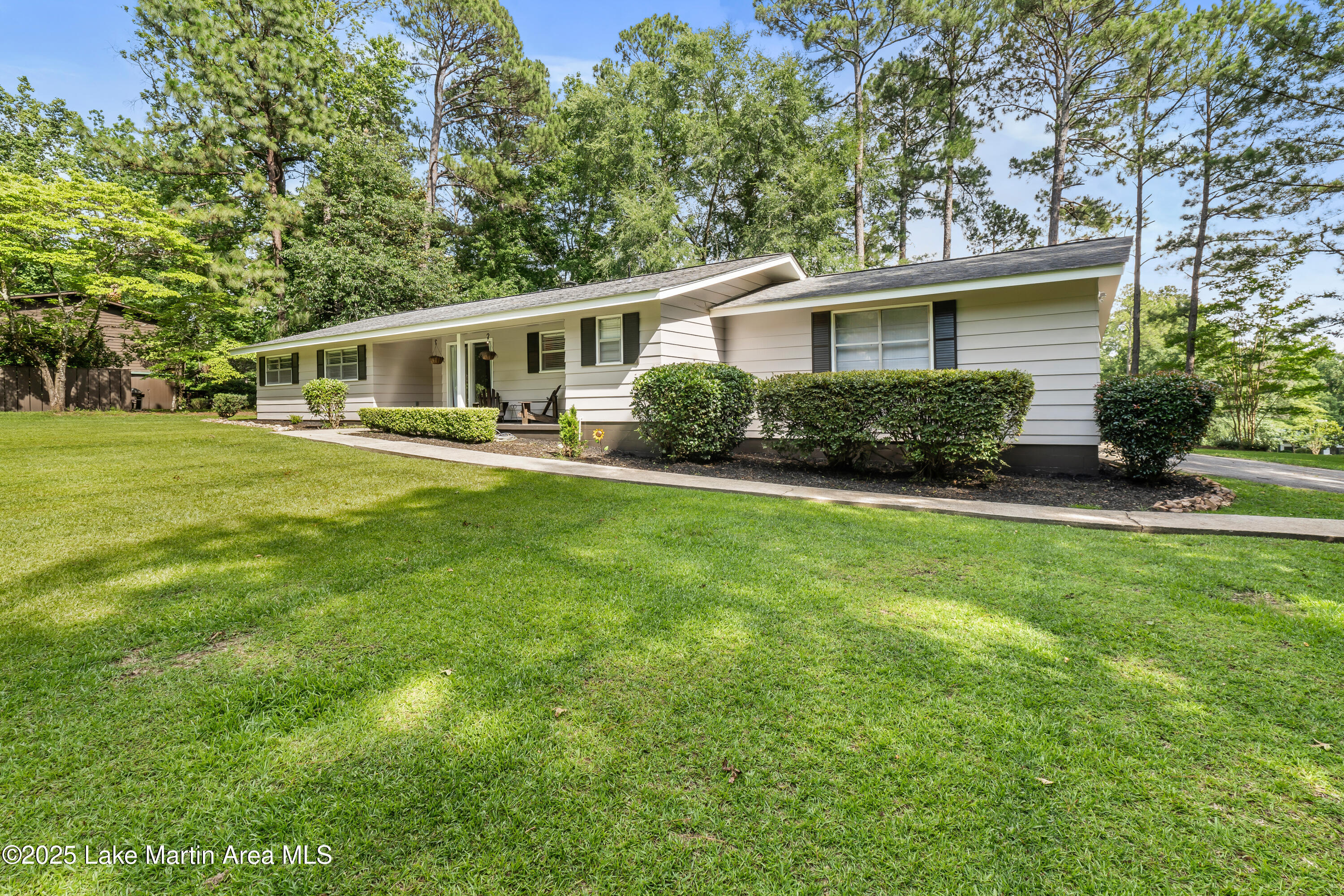 60 Vista Wood Dr