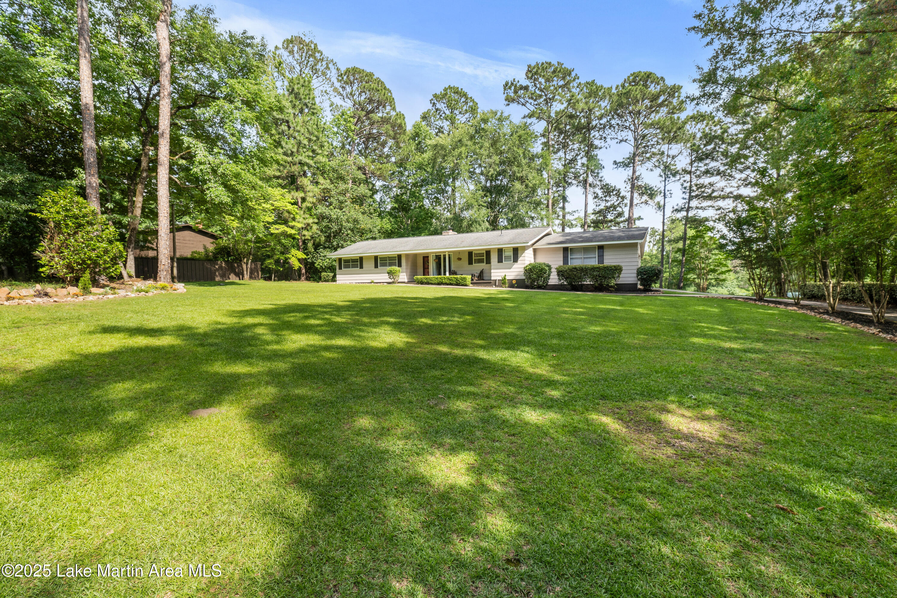 60 Vista Wood Dr