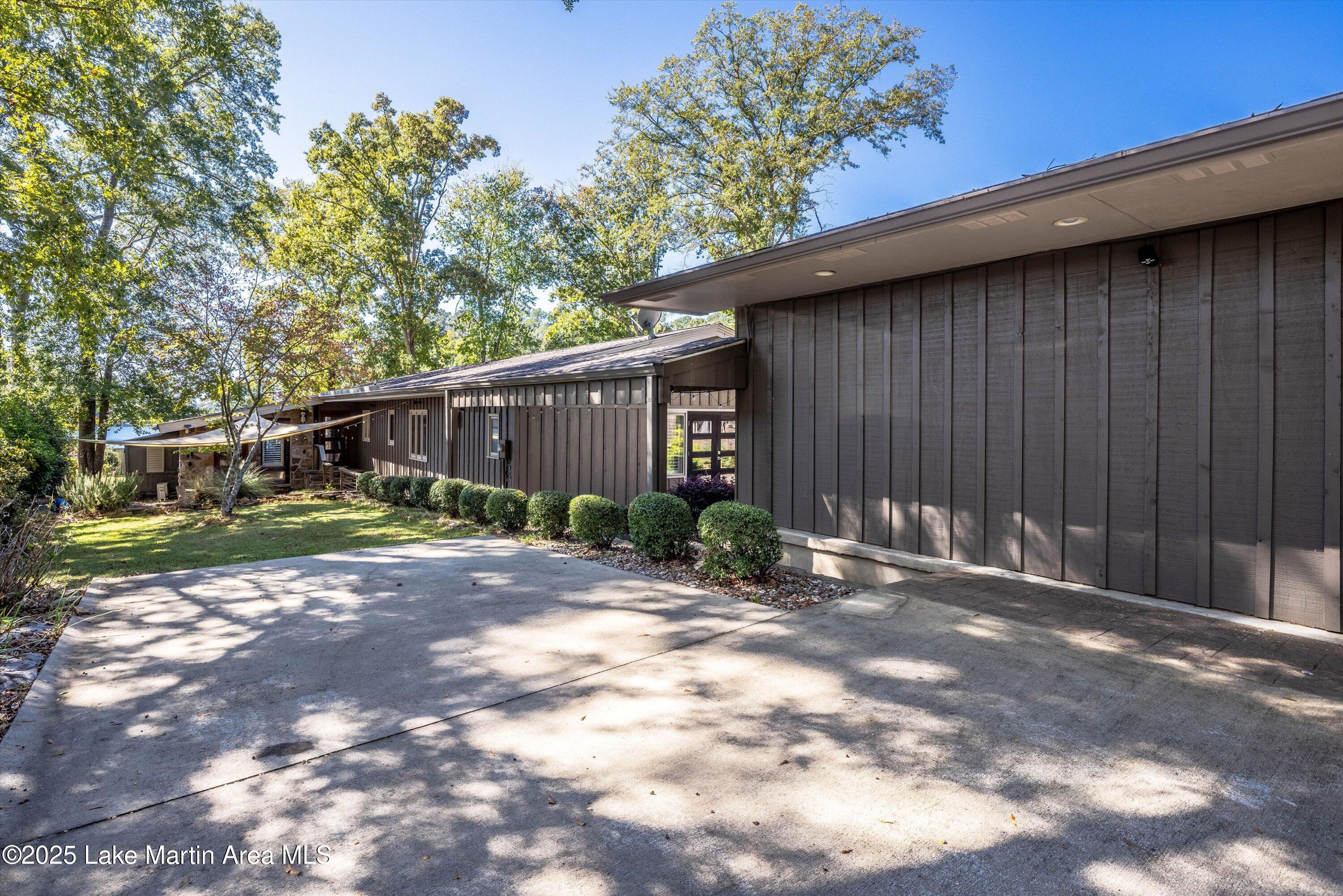 825 Beach Island Trace