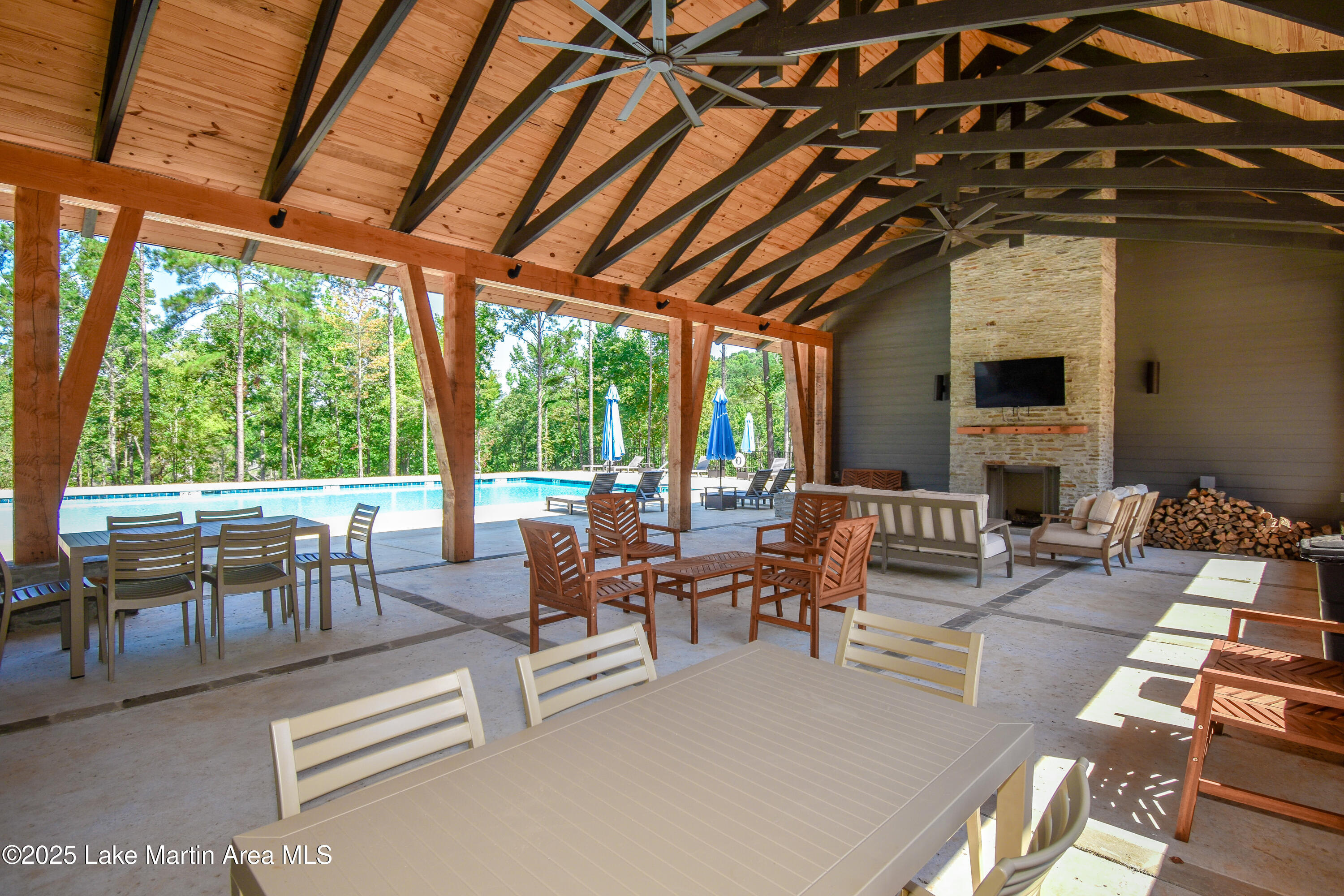 182 Oliver Way