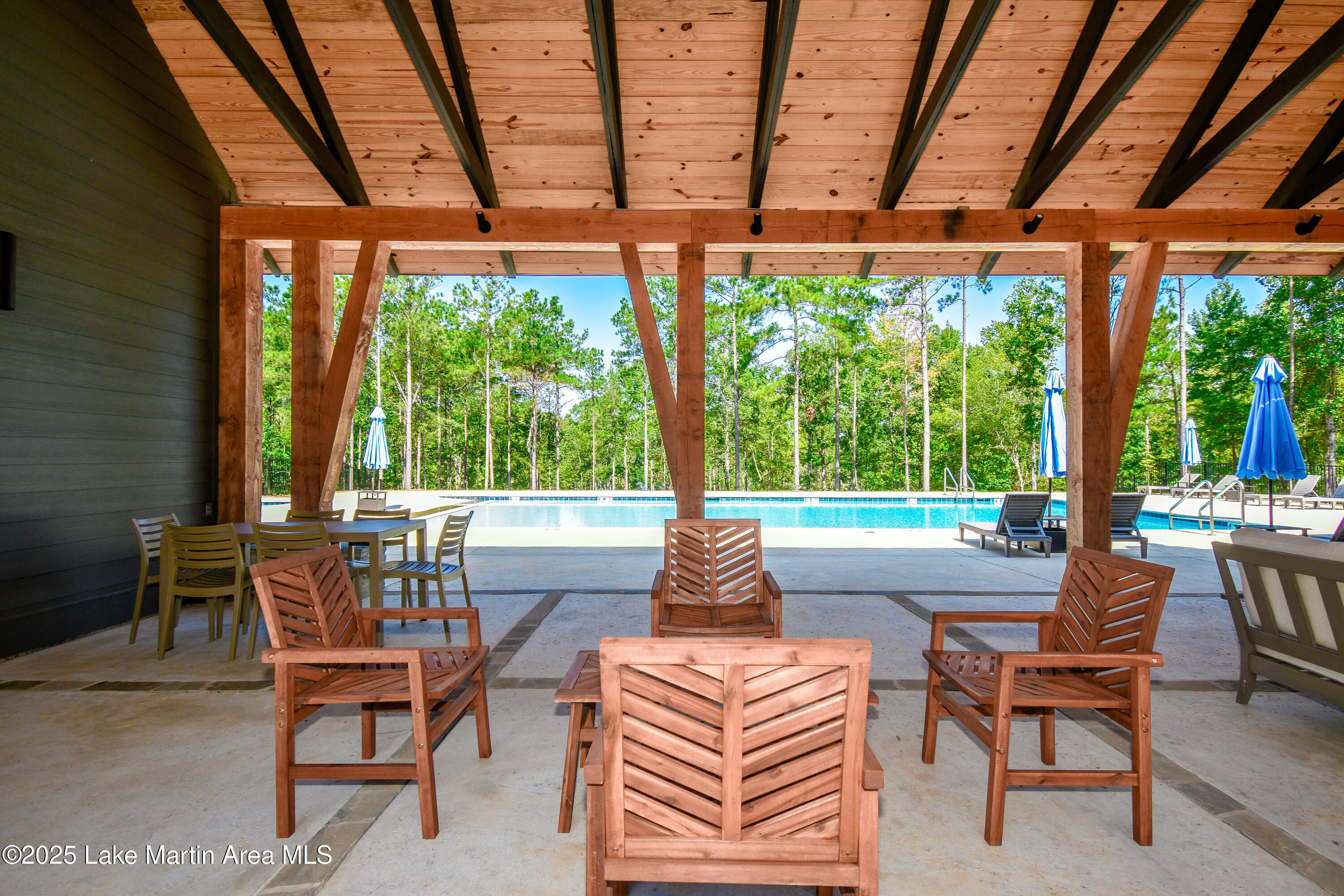 182 Oliver Way