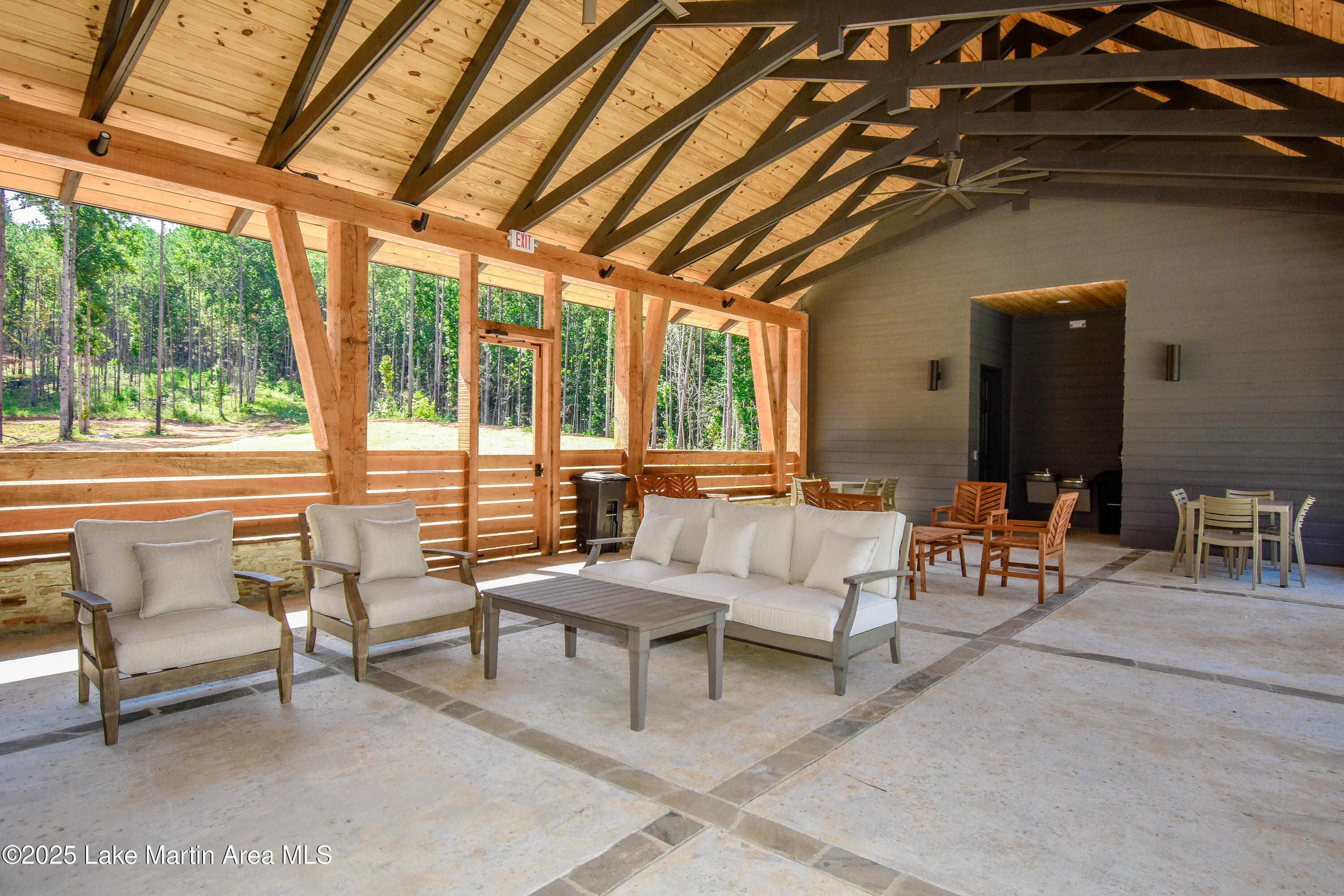 182 Oliver Way