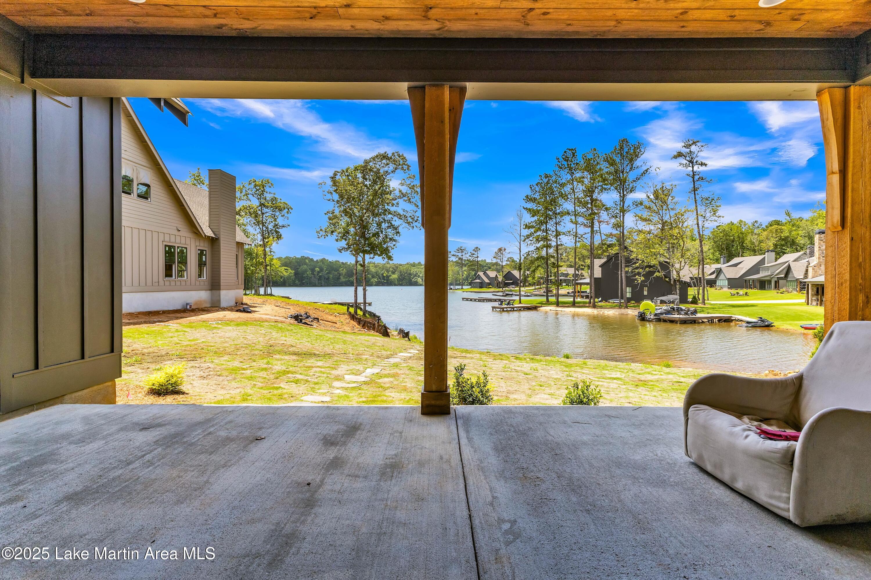 182 Oliver Way