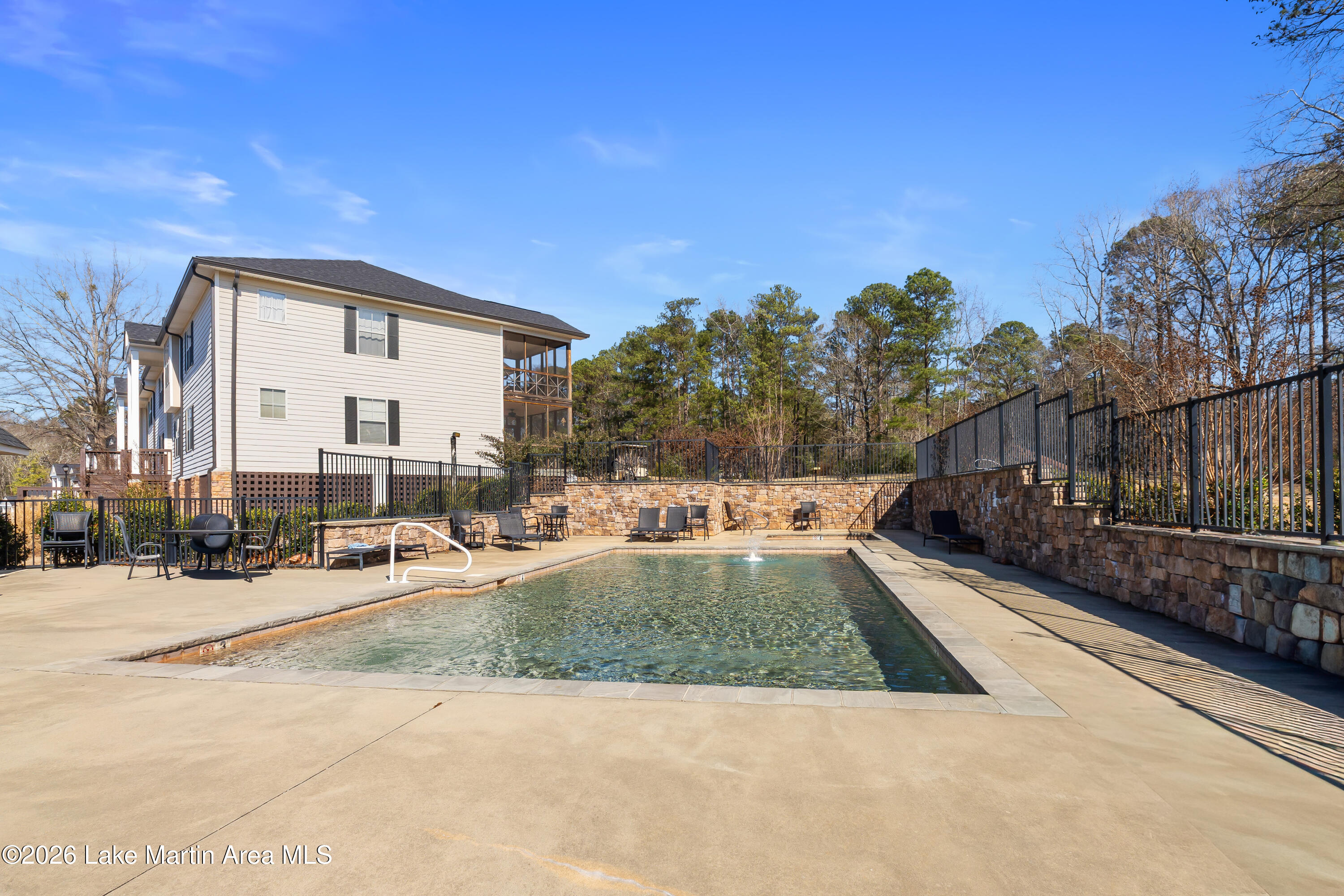 741 Lakeview Ridge Unit 207 Cir