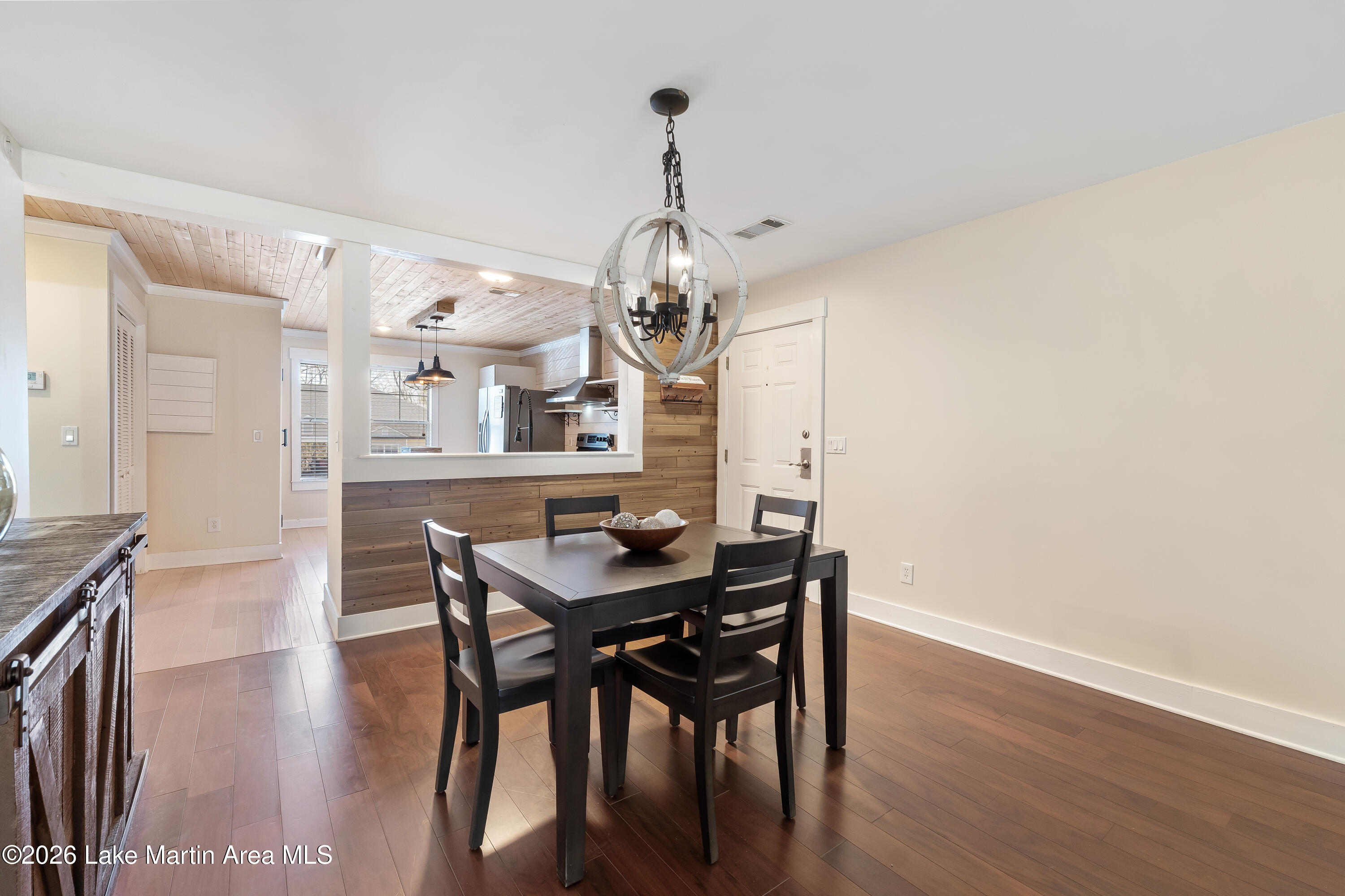 741 Lakeview Ridge Unit 207 Cir