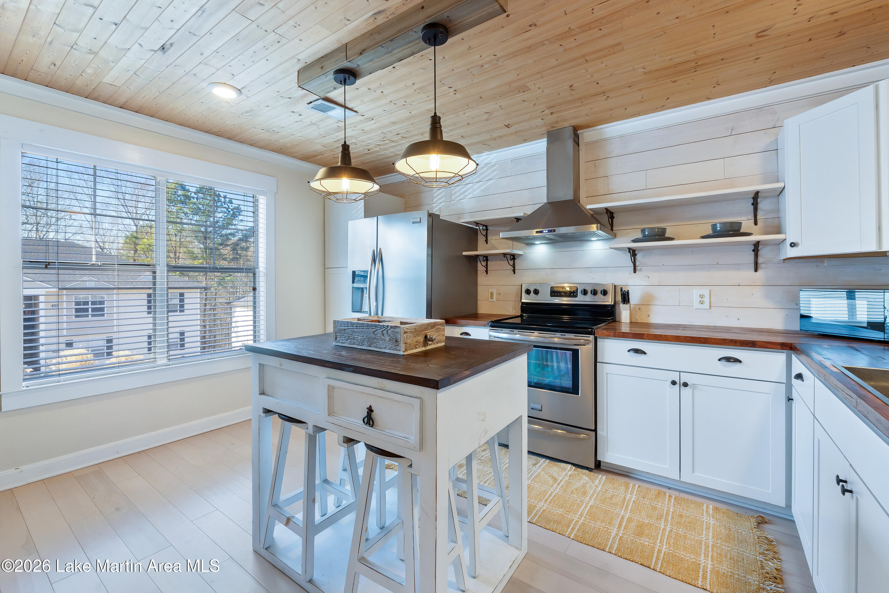 741 Lakeview Ridge Unit 207 Cir