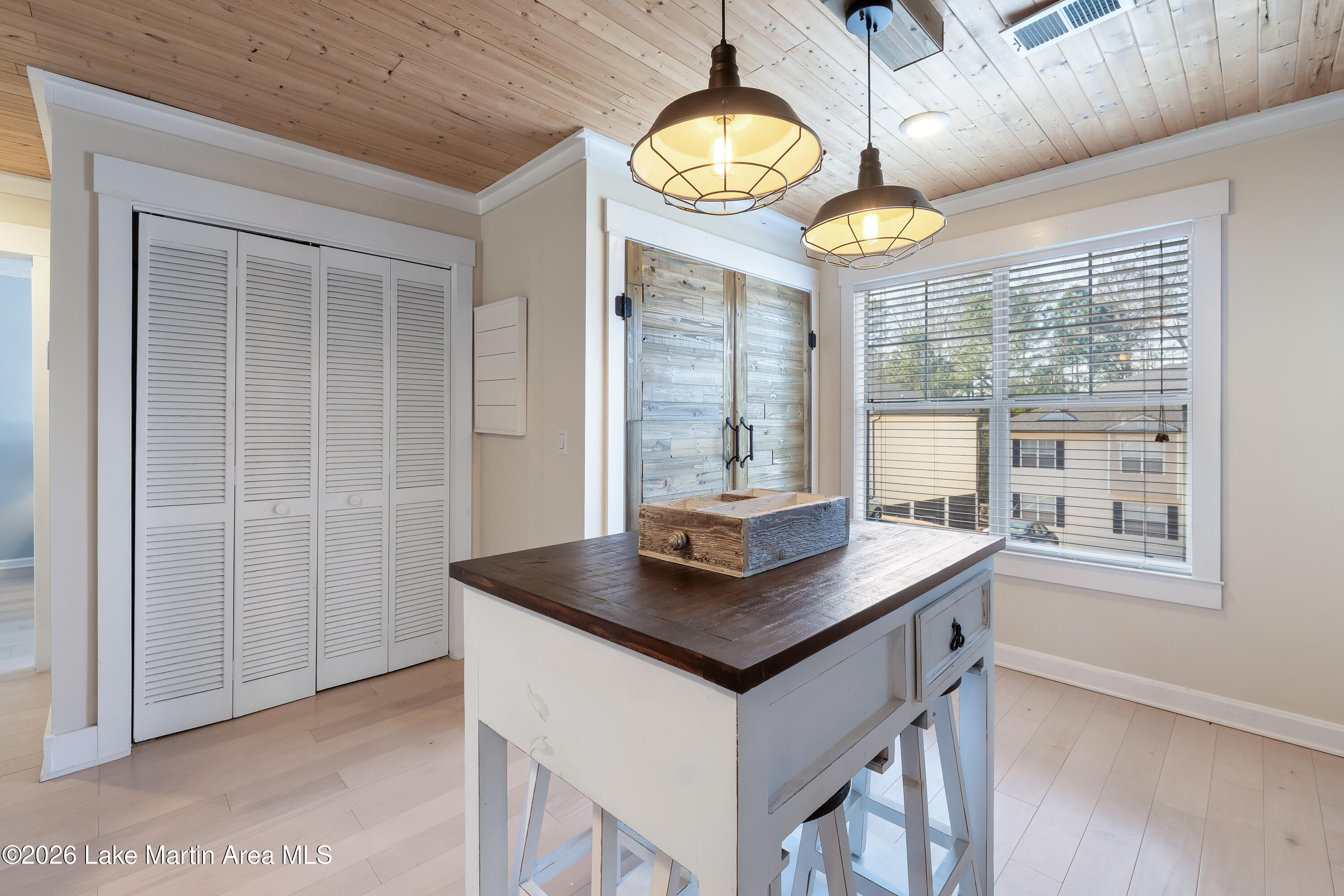741 Lakeview Ridge Unit 207 Cir