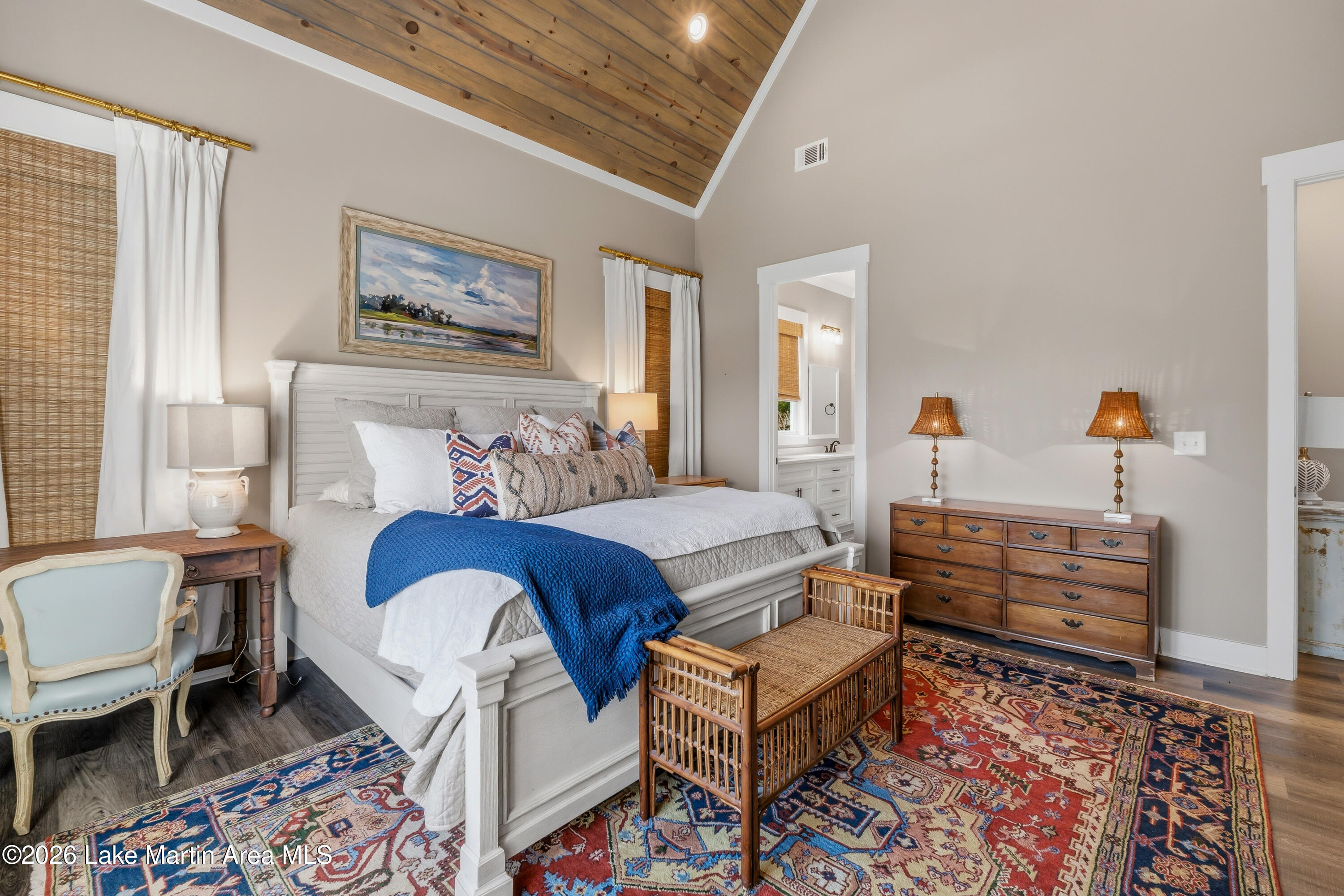 241 Pine Tree Cir