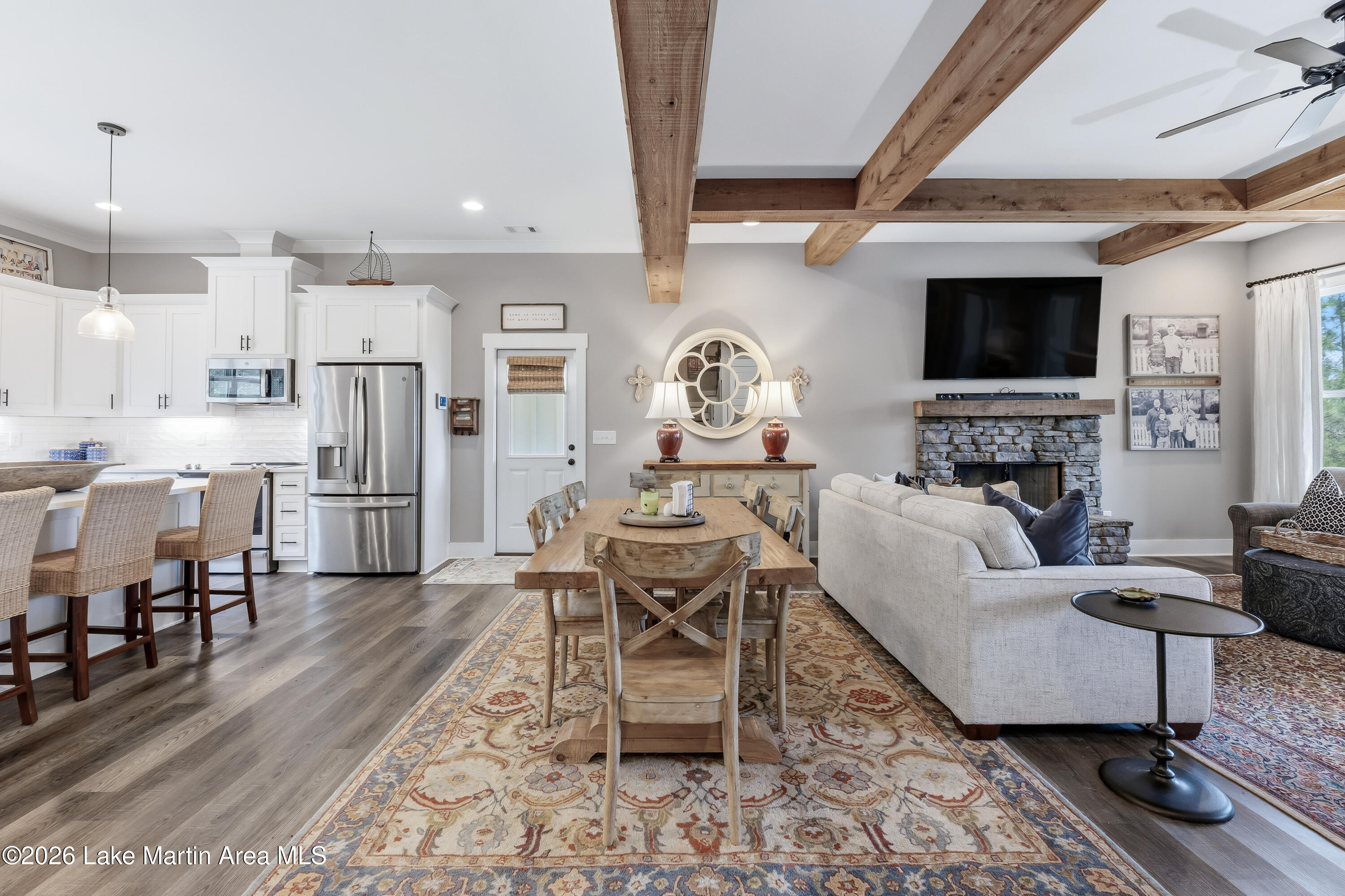 241 Pine Tree Cir