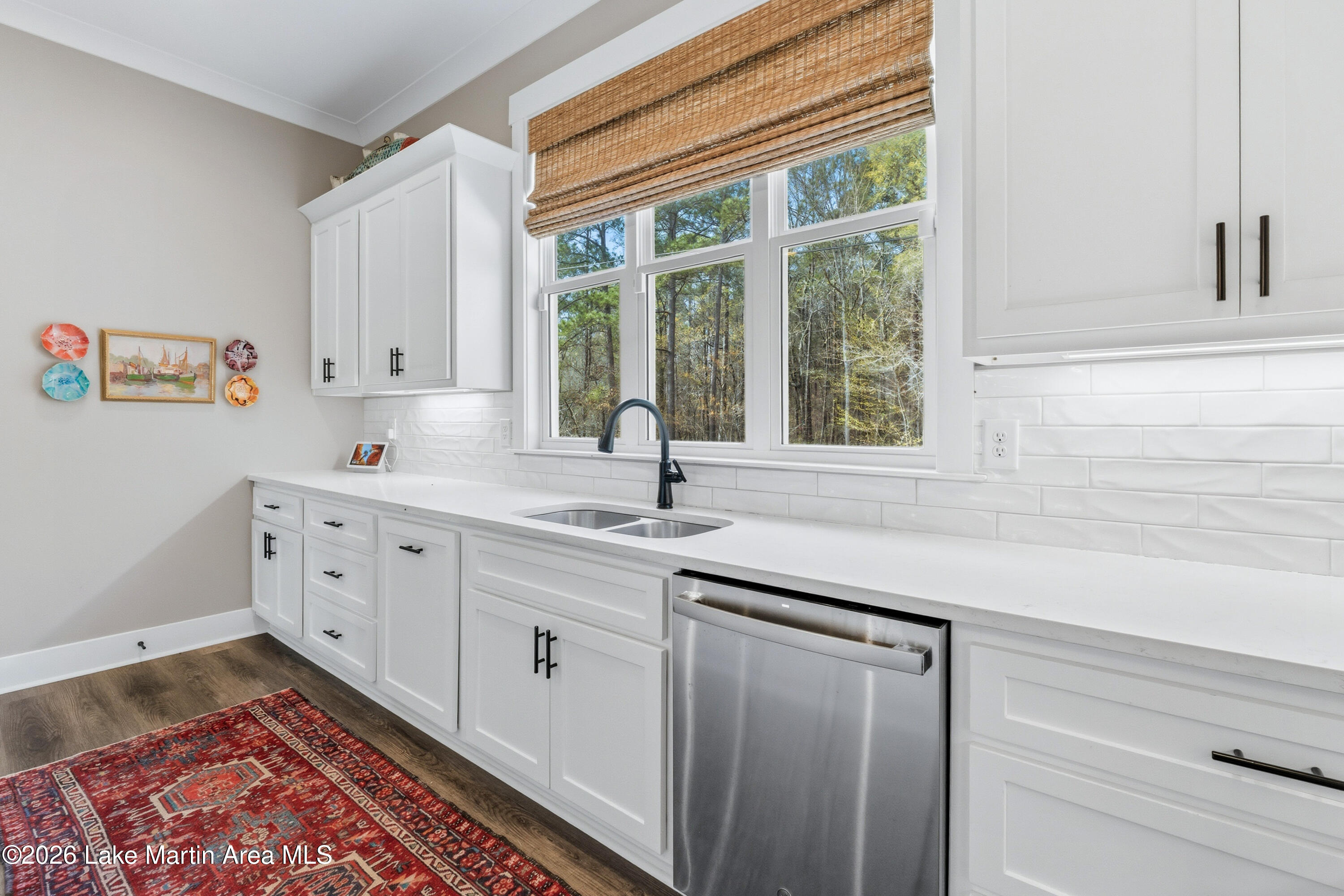241 Pine Tree Cir