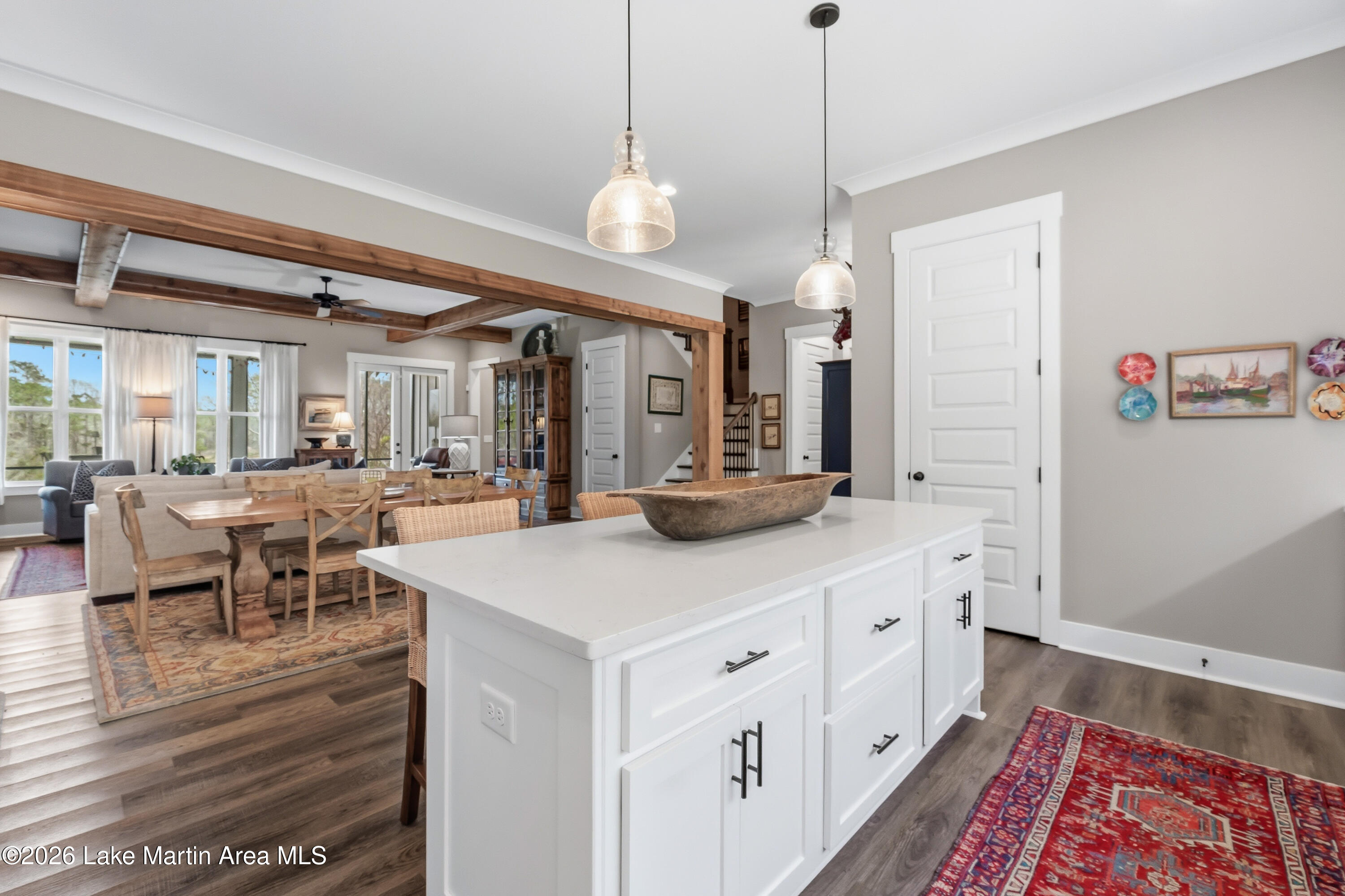 241 Pine Tree Cir