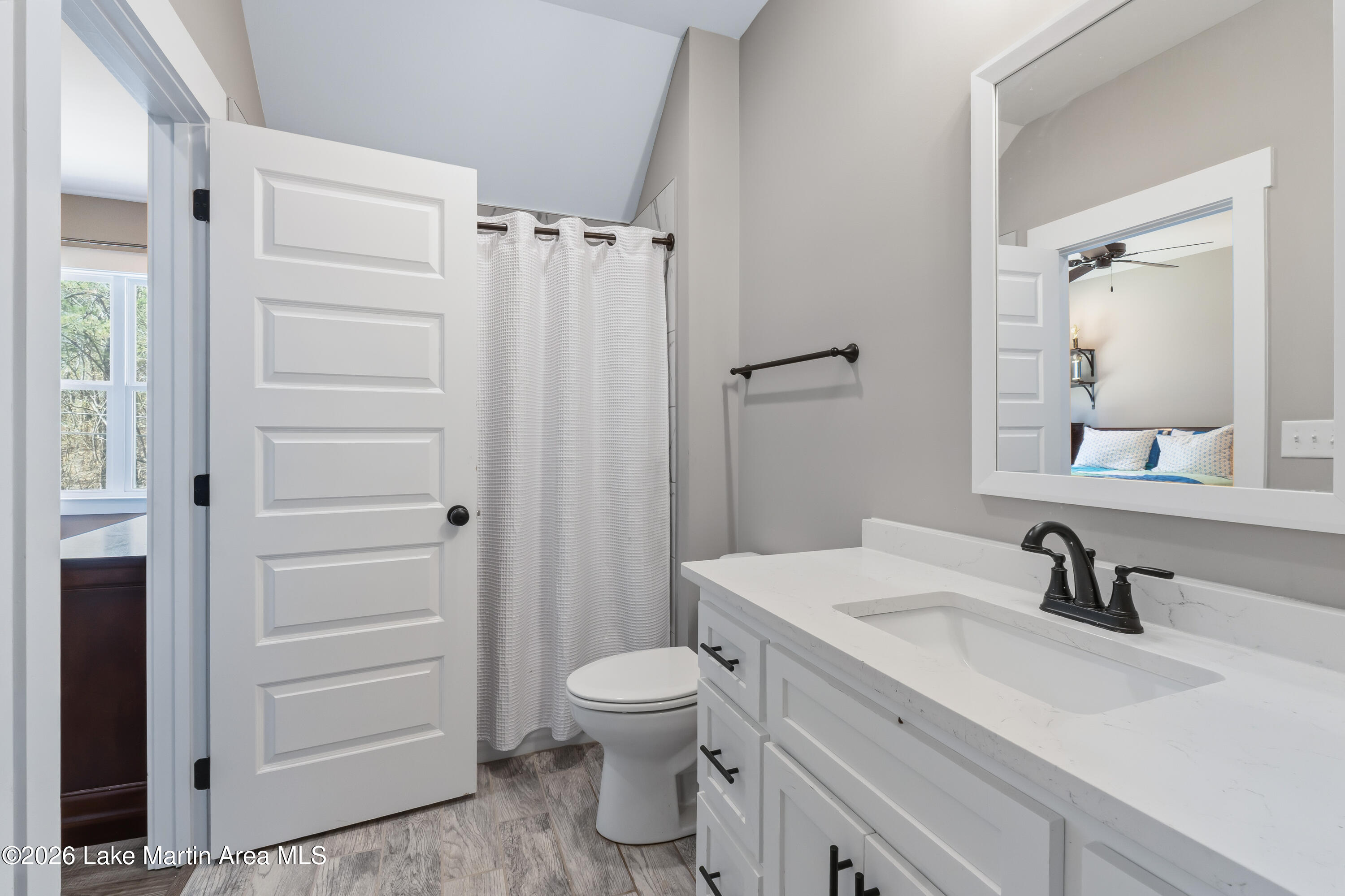 241 Pine Tree Cir