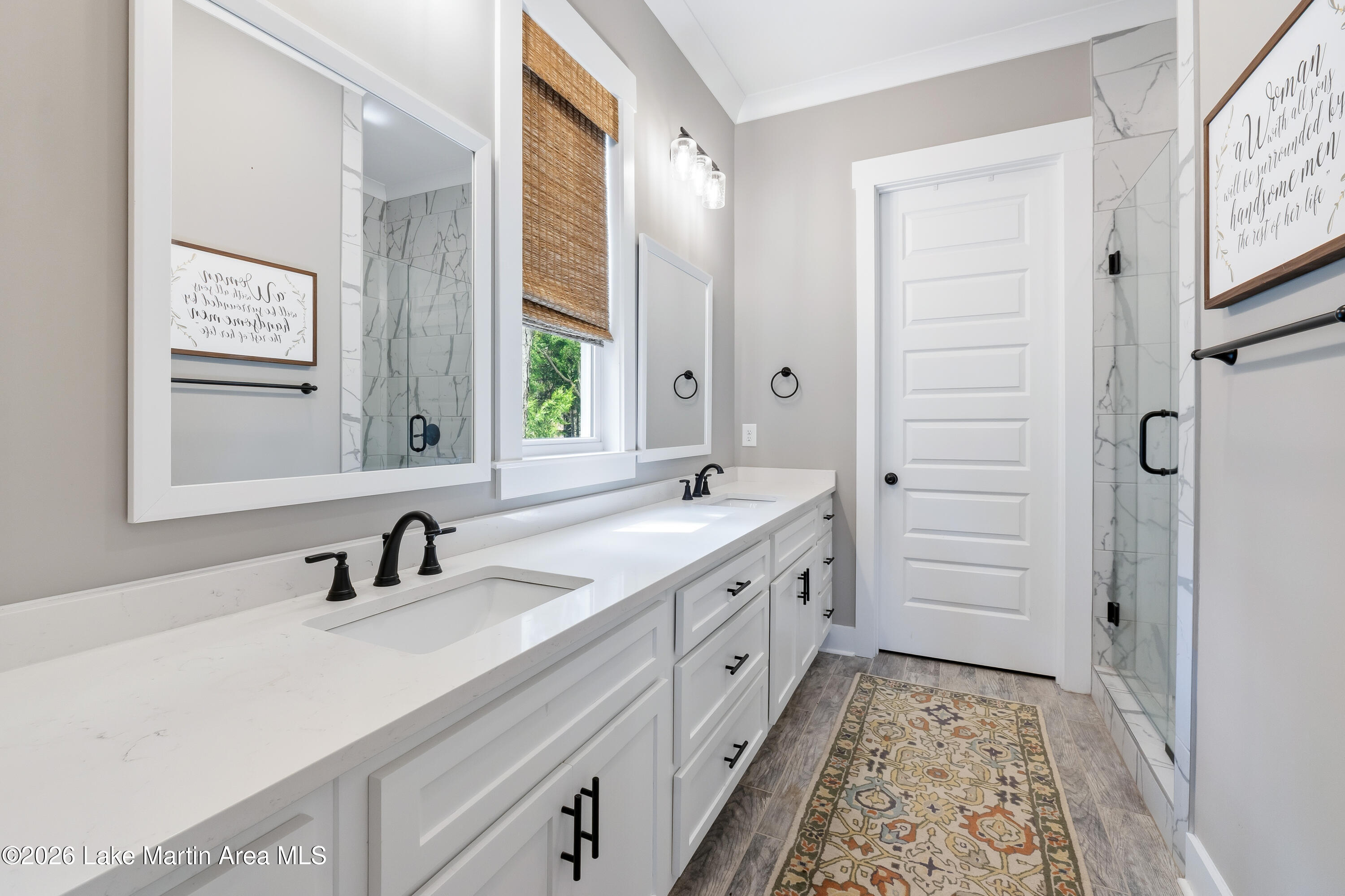 241 Pine Tree Cir