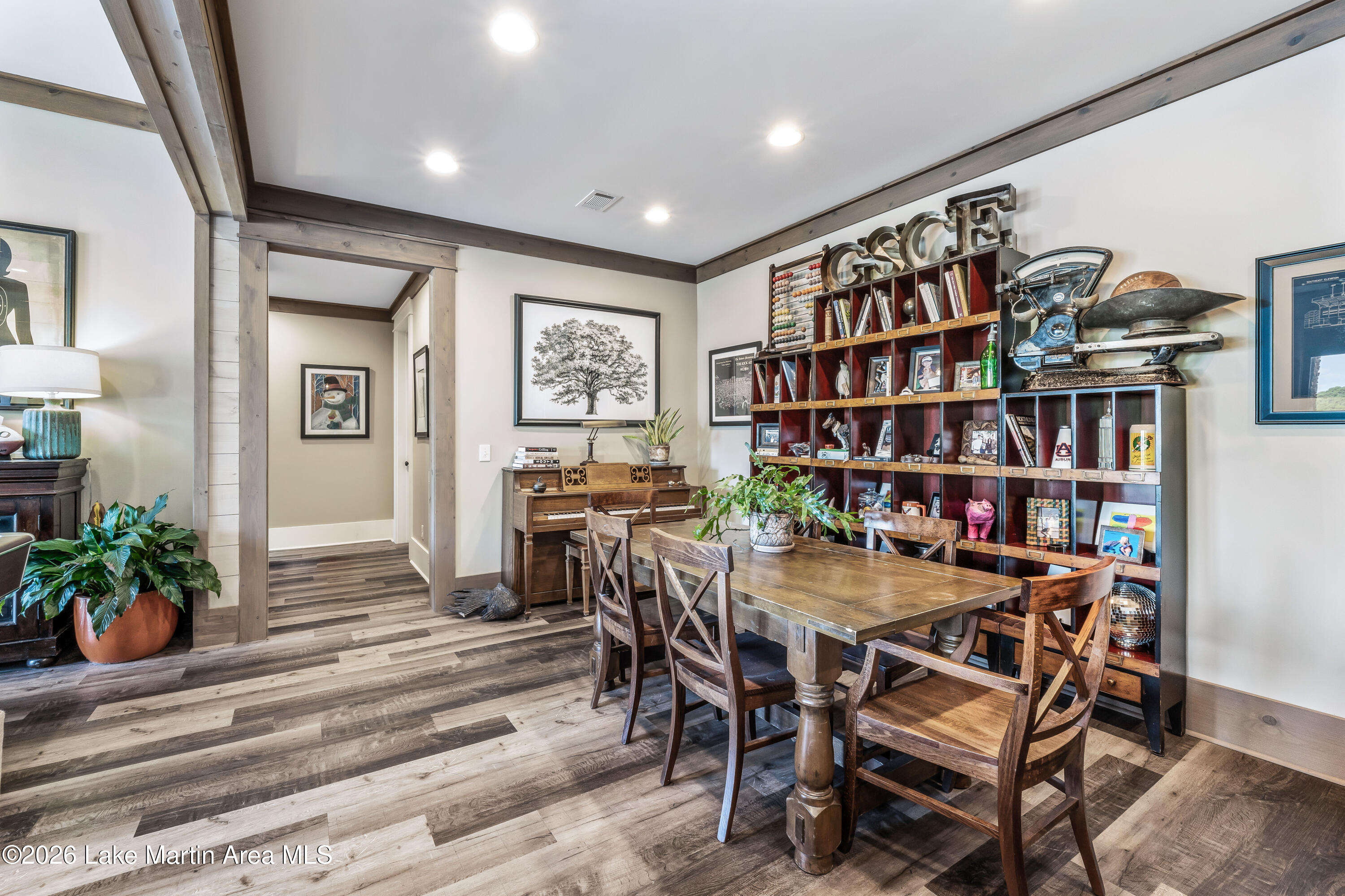 63 Flat Rock Ln