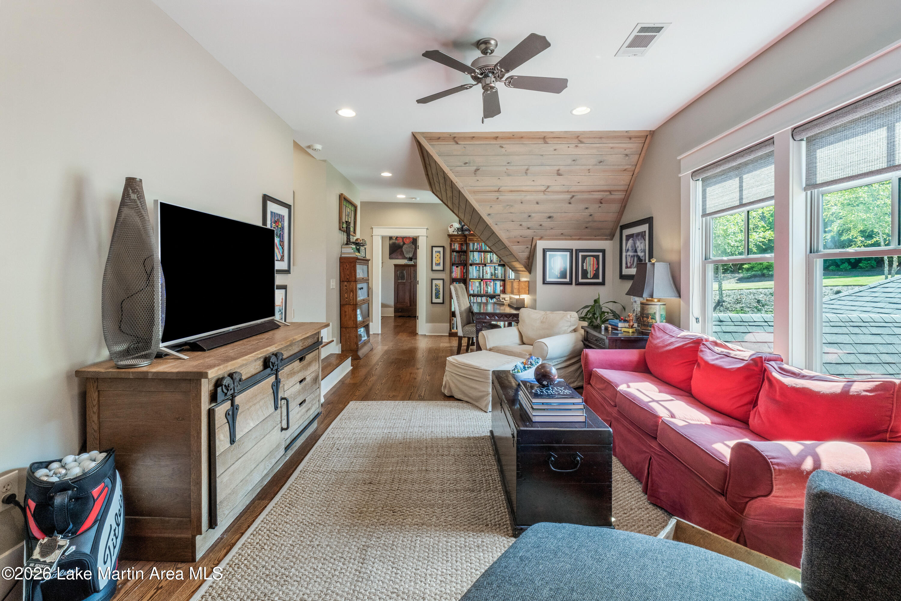 63 Flat Rock Ln