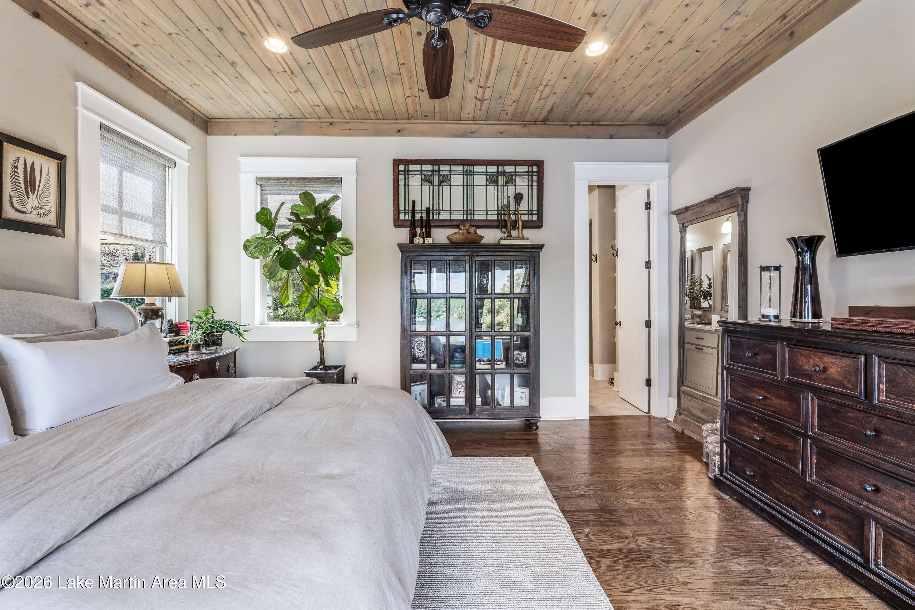 63 Flat Rock Ln