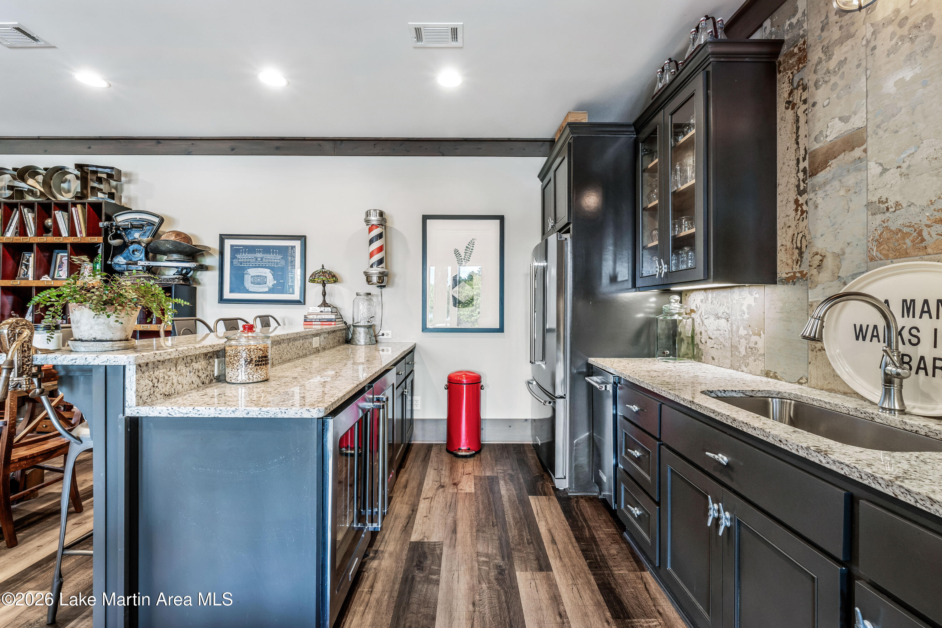 63 Flat Rock Ln