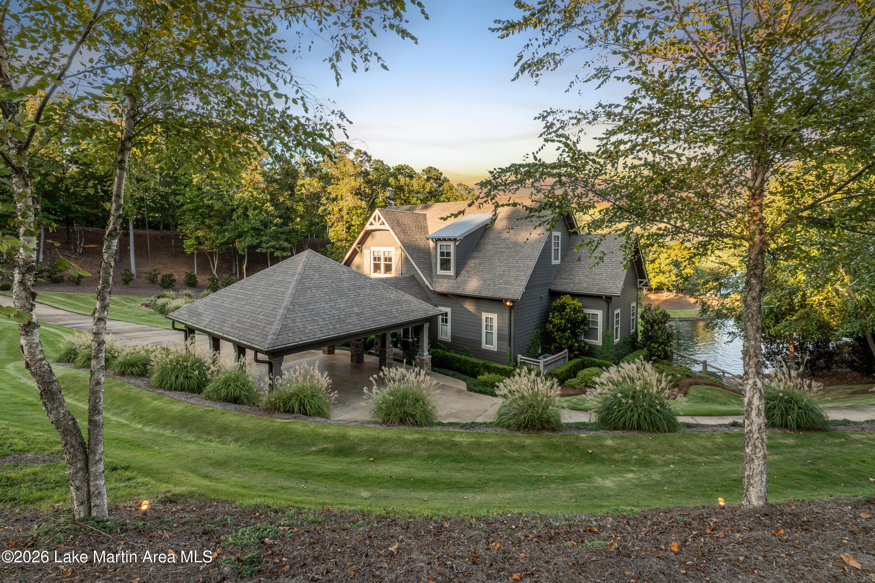 63 Flat Rock Ln