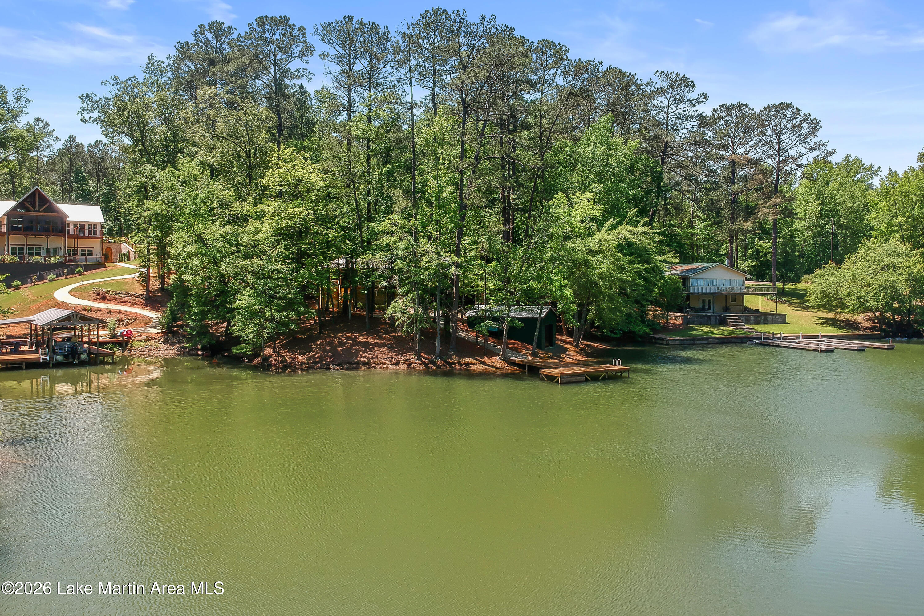 504 Dennis Creek Pt