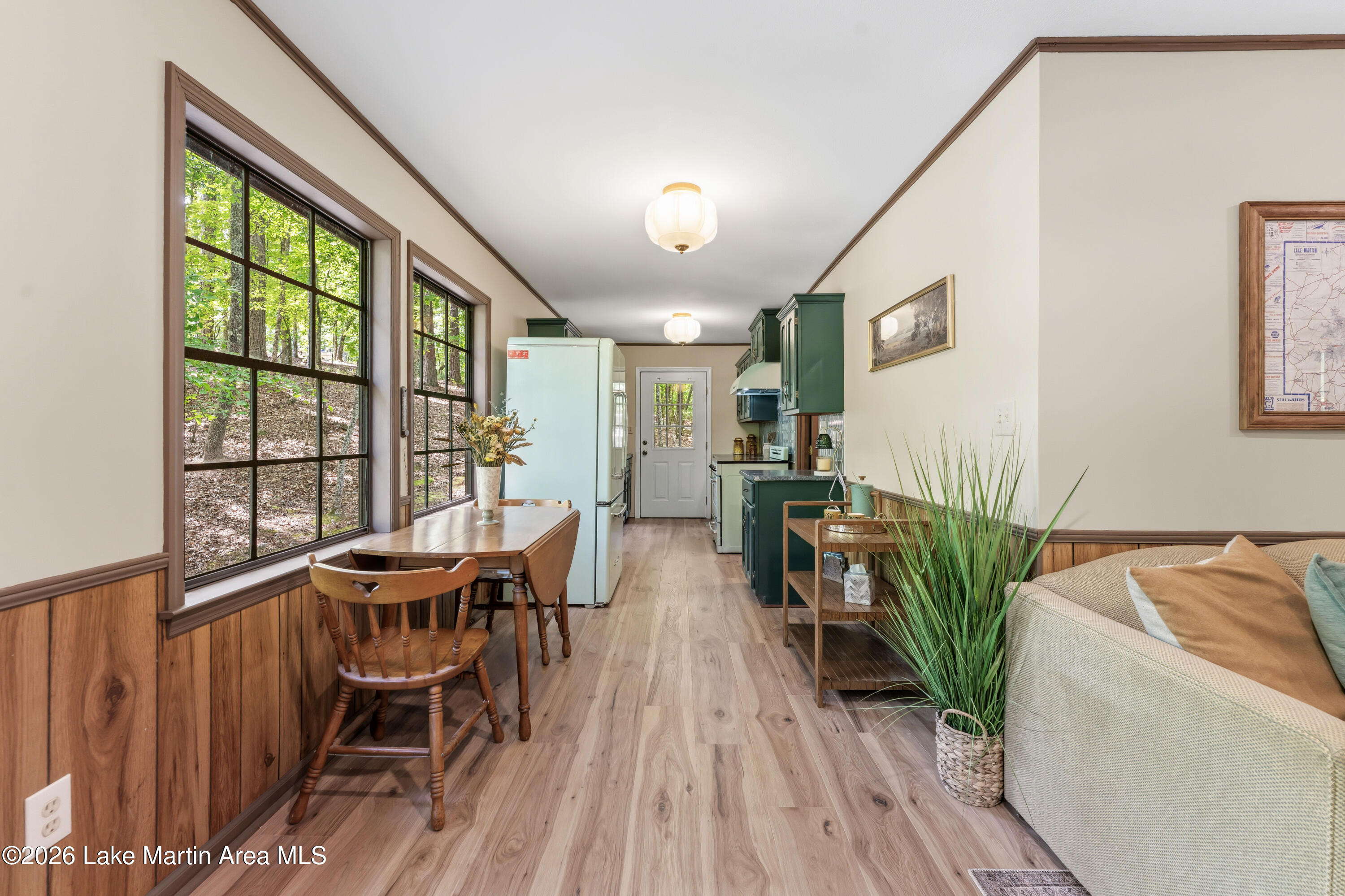 504 Dennis Creek Pt