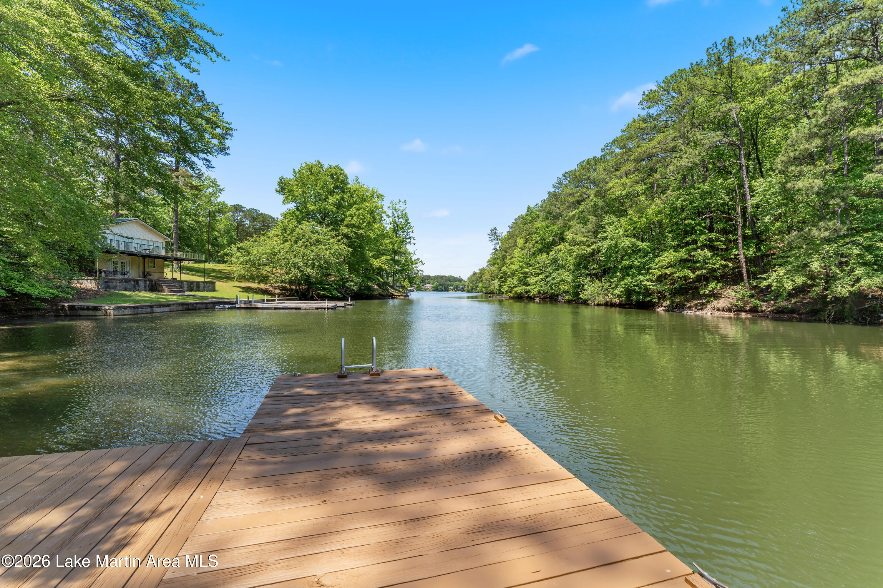 504 Dennis Creek Pt