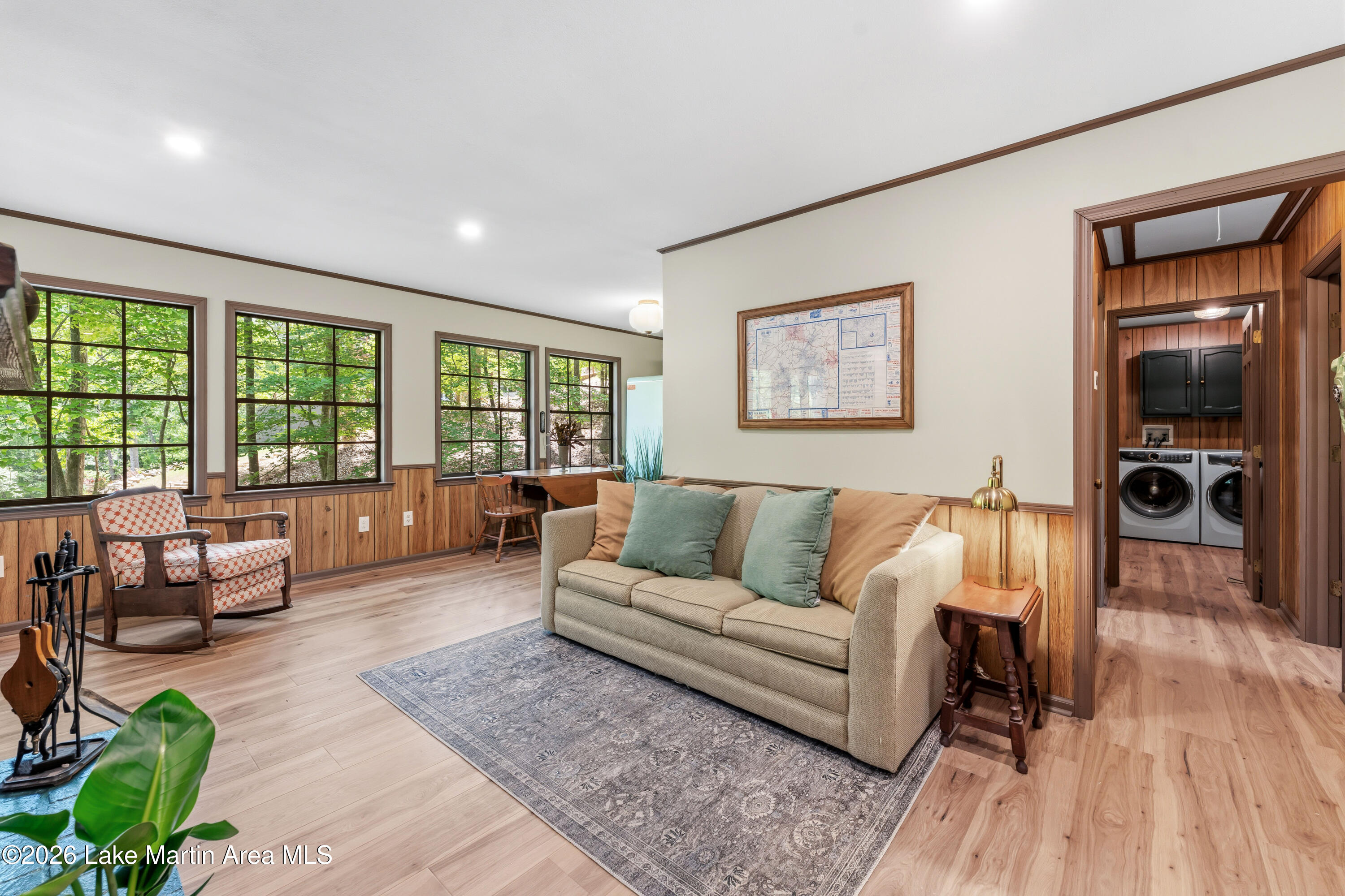 504 Dennis Creek Pt