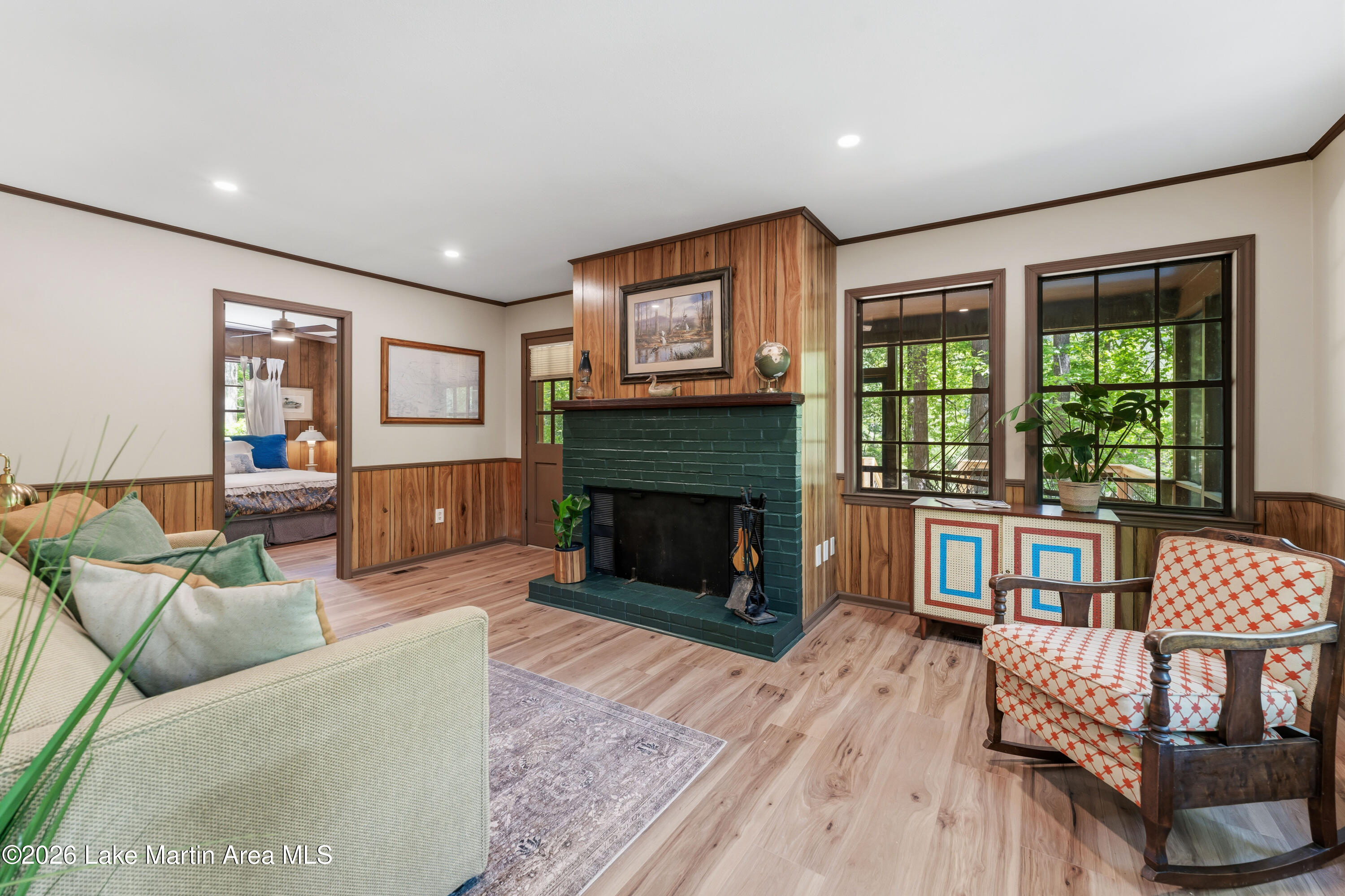504 Dennis Creek Pt