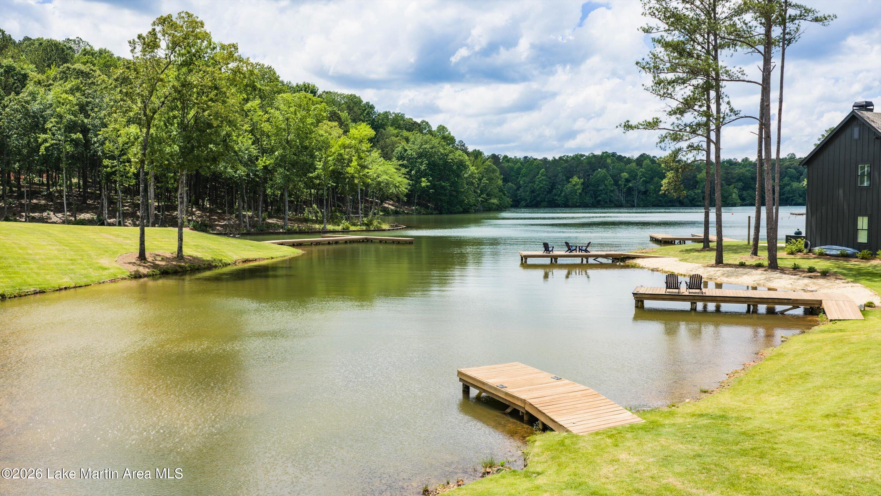 275 Magnolia Way