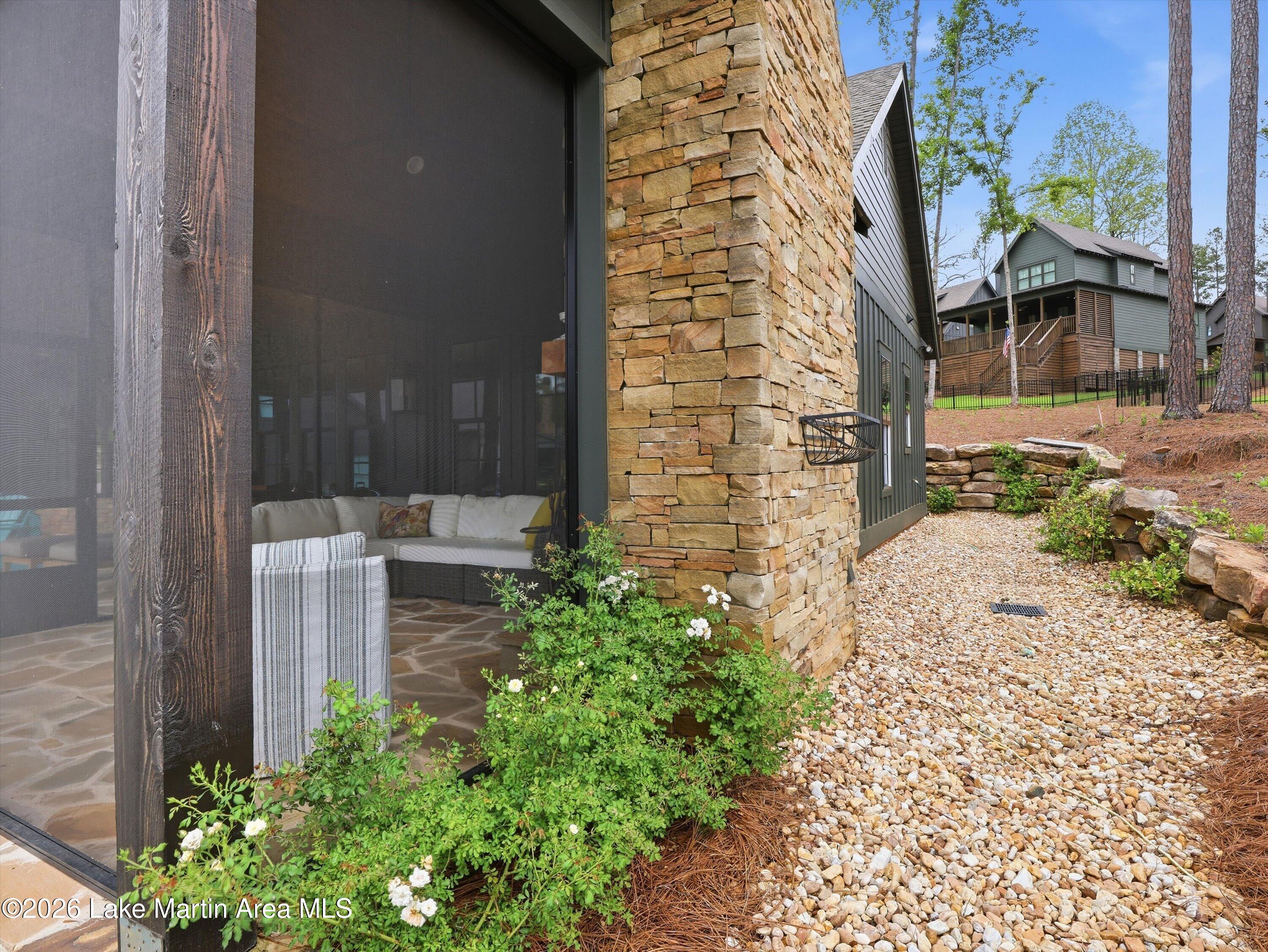 275 Magnolia Way
