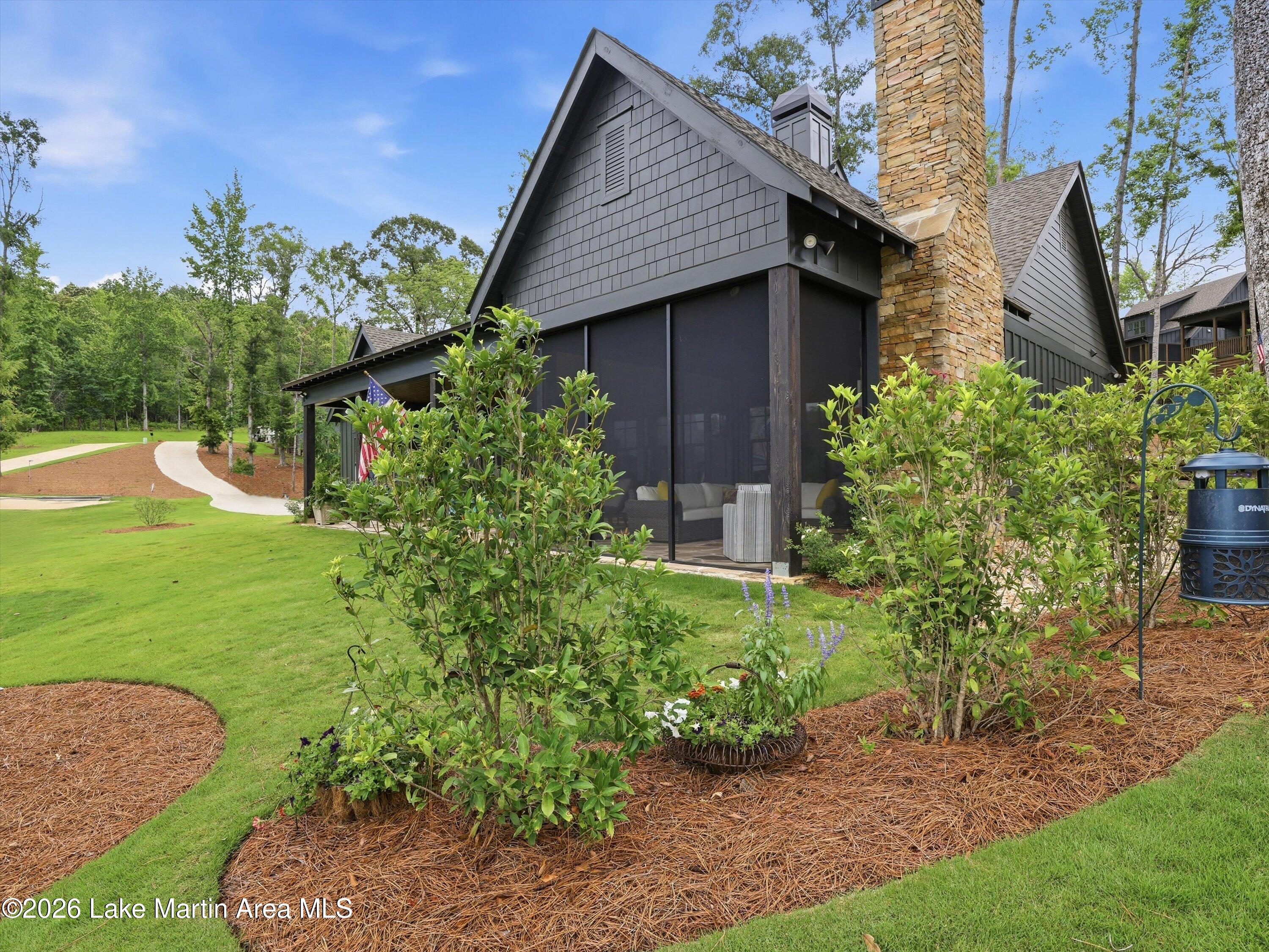 275 Magnolia Way