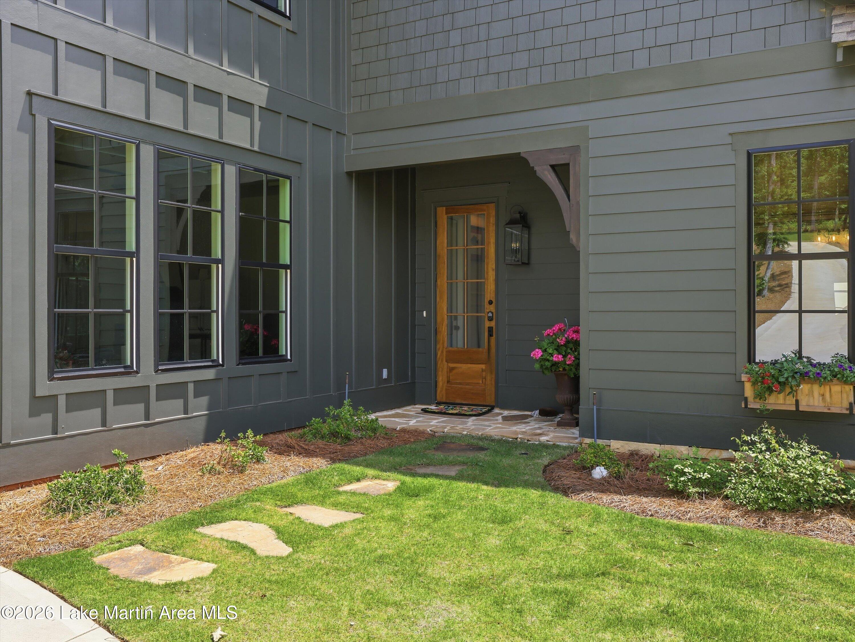 275 Magnolia Way