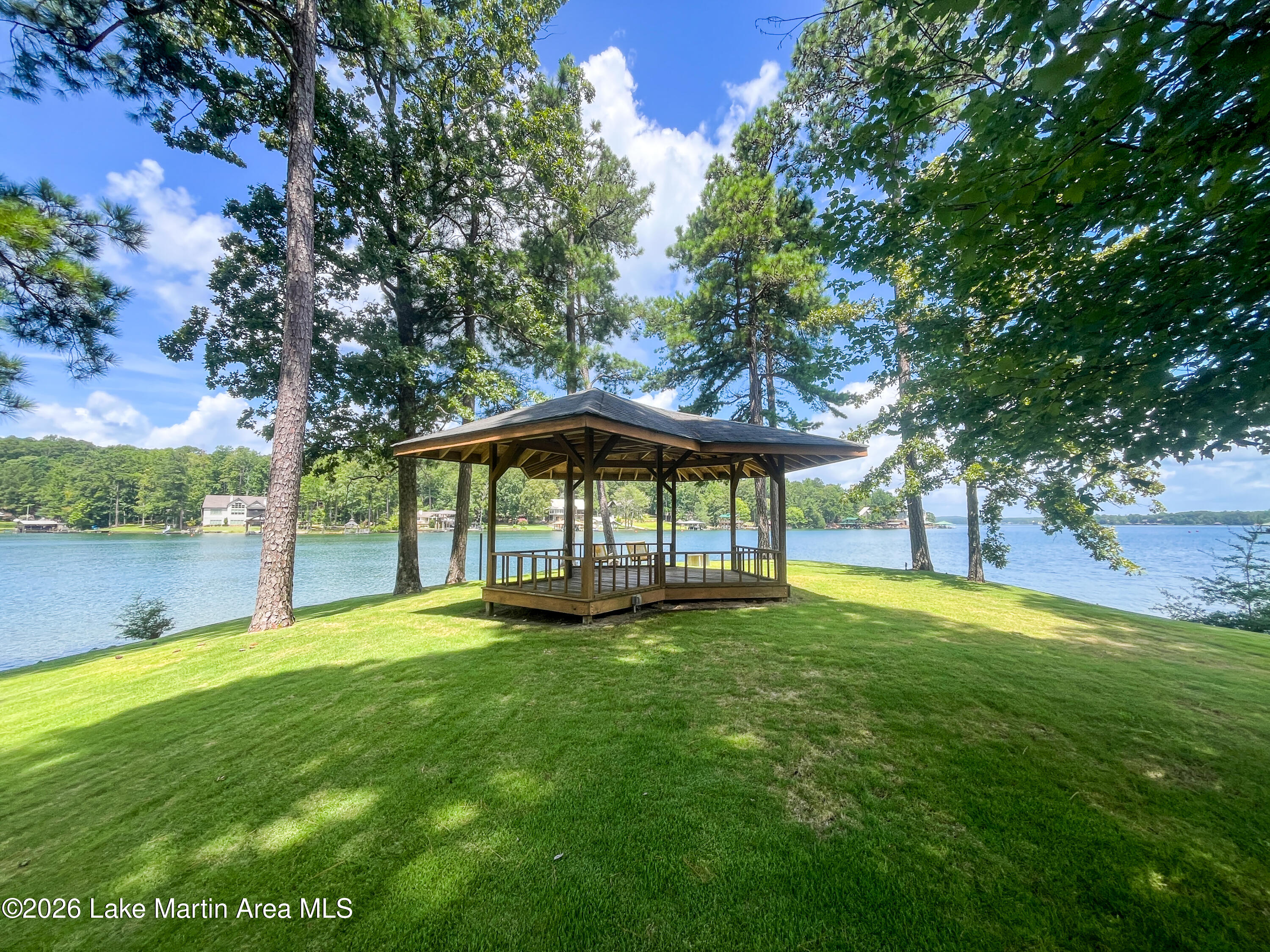 76 Weldon Way