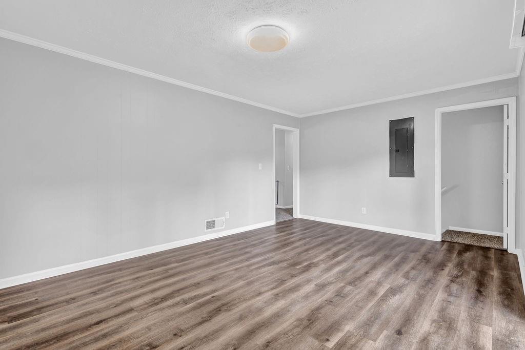 6307 Thornhedge Drive