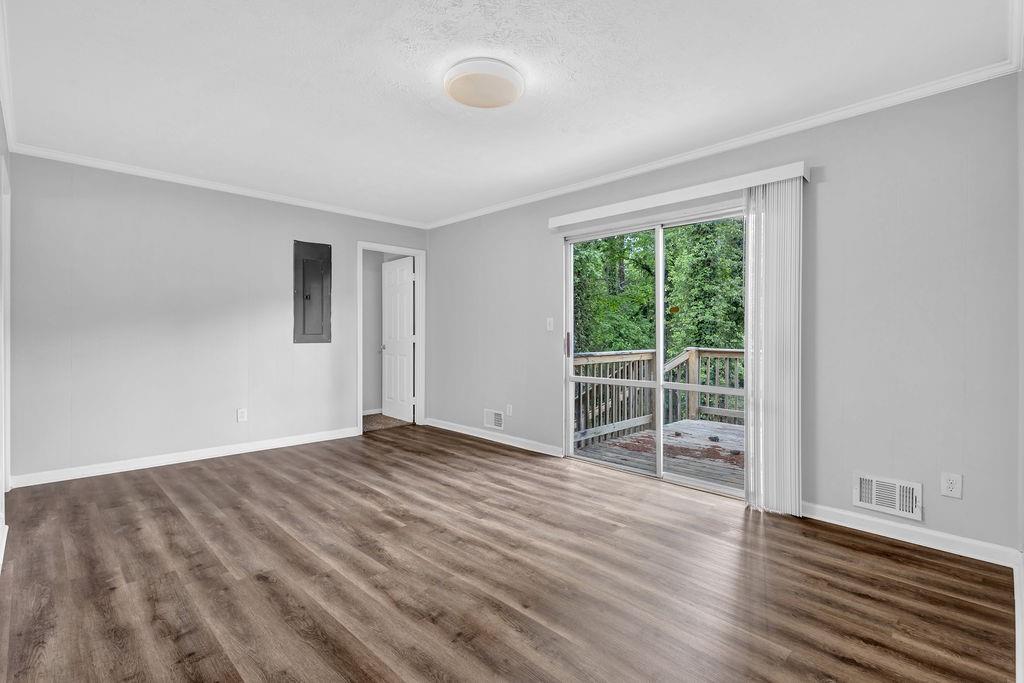 6307 Thornhedge Drive