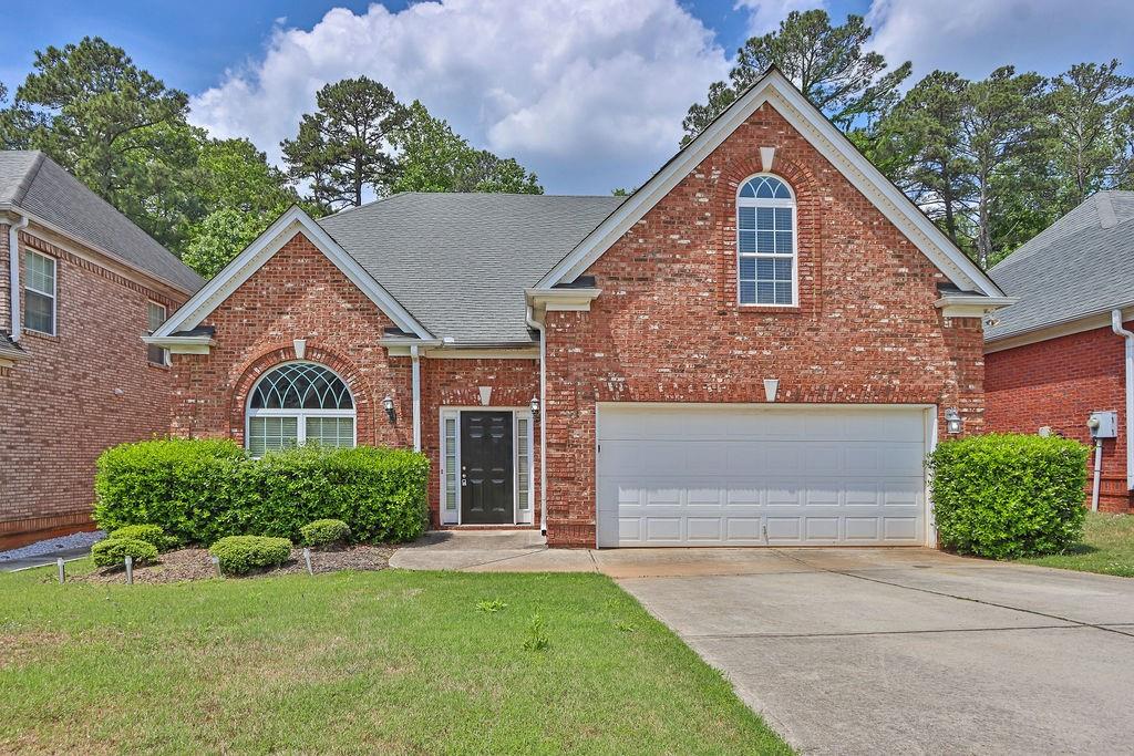 735 Scenic Creek Drive