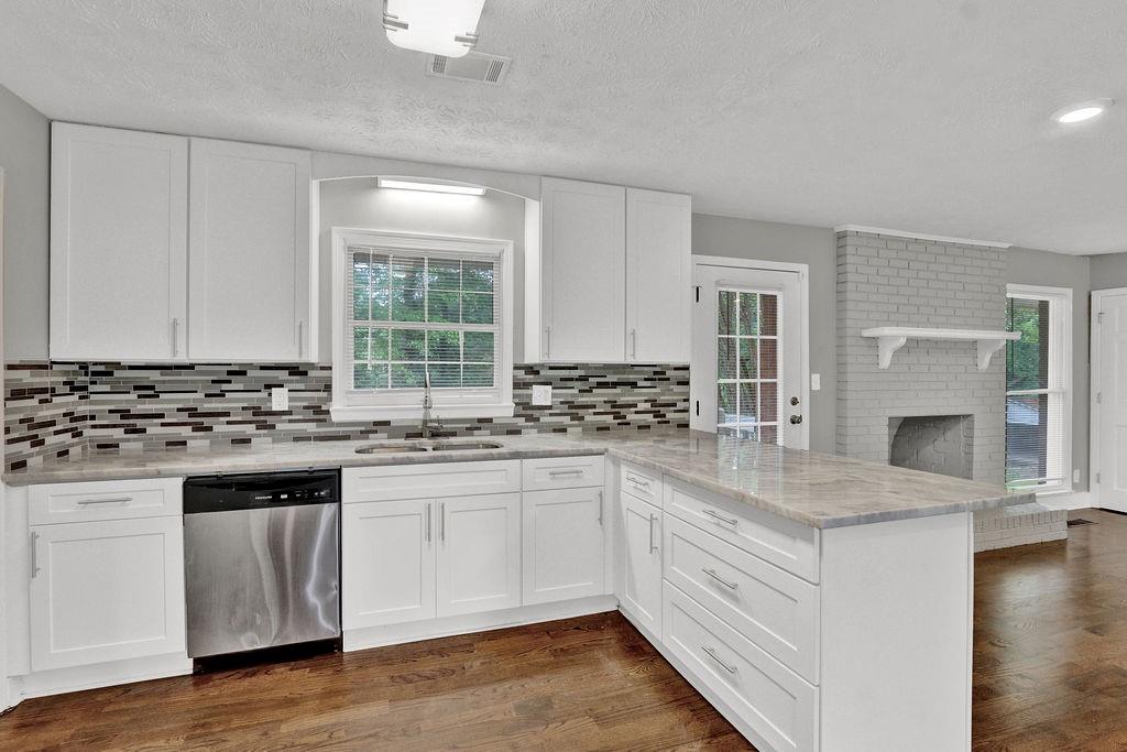 2417 Jade Drive