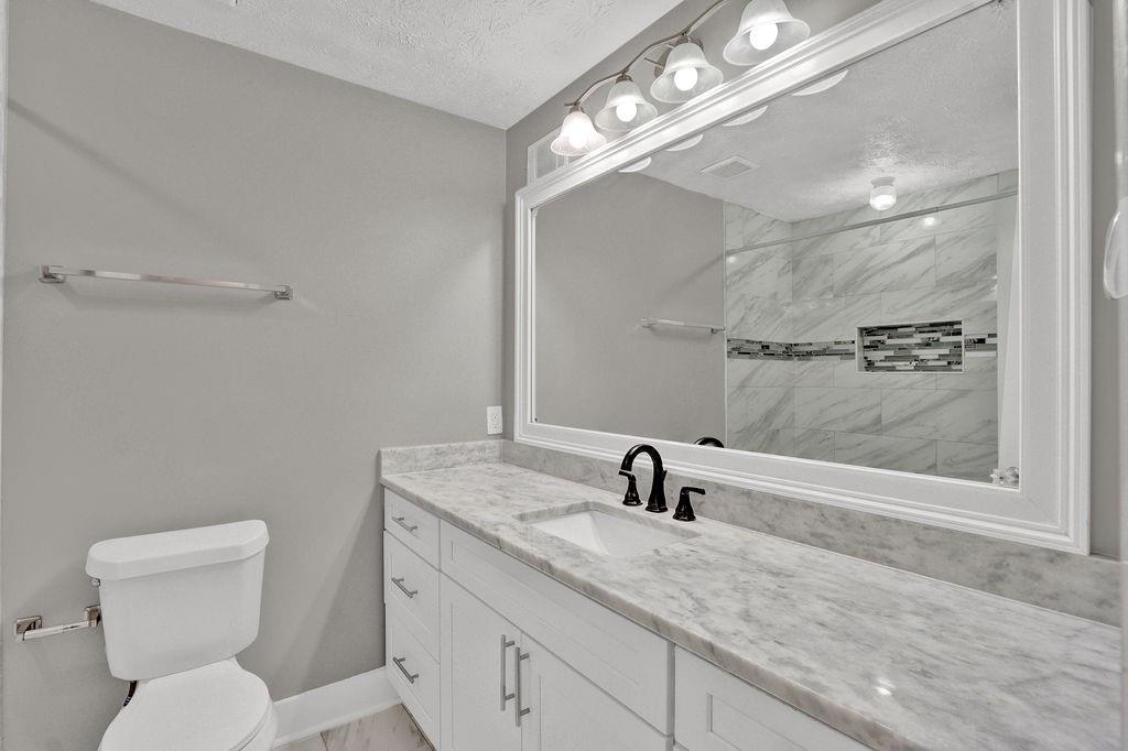 2417 Jade Drive