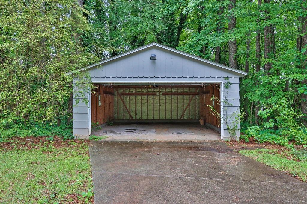 2417 Jade Drive