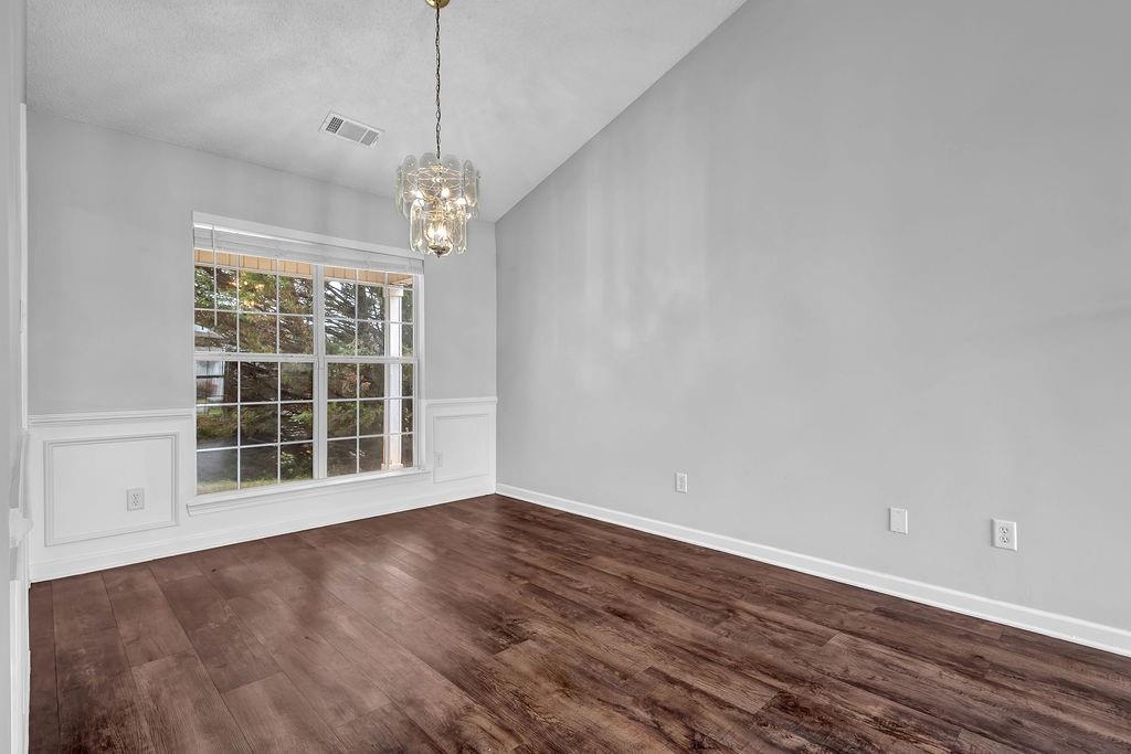 3020 Meadow Glen Pass