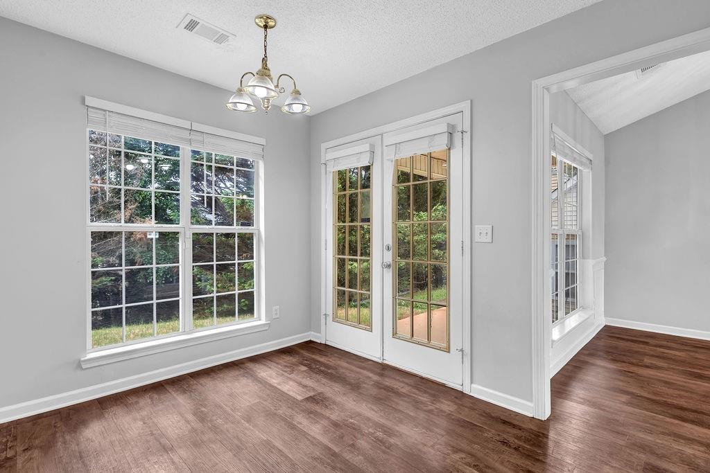 3020 Meadow Glen Pass