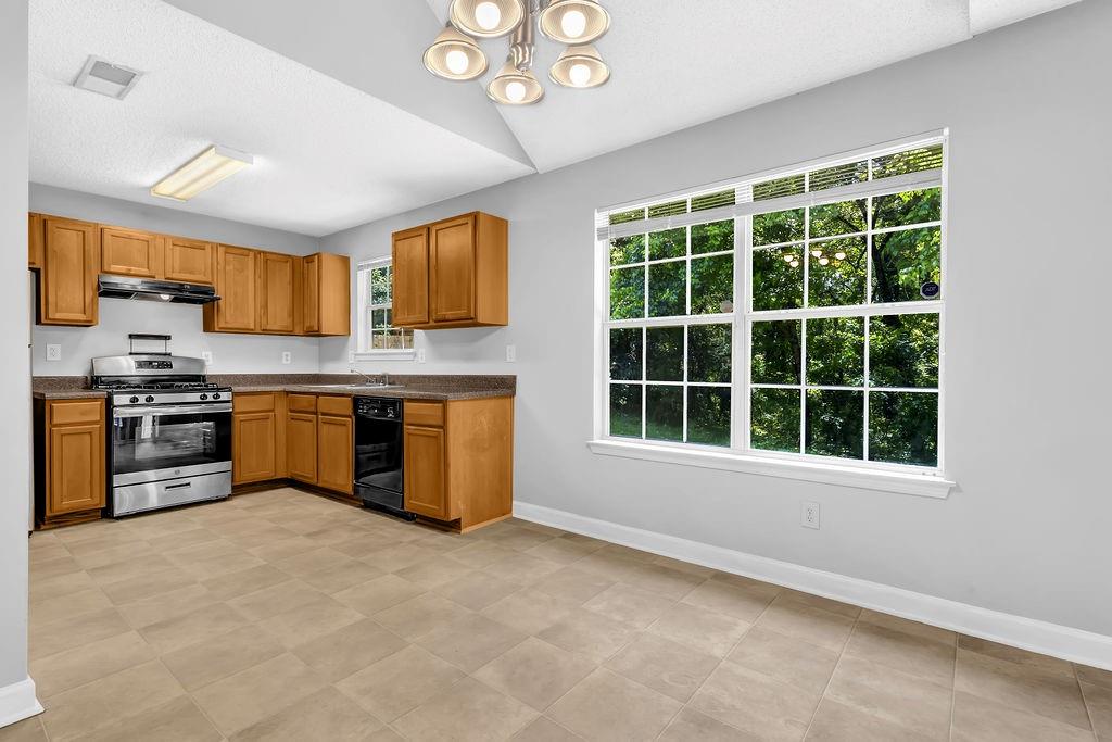 3534 Oakshire Way SE