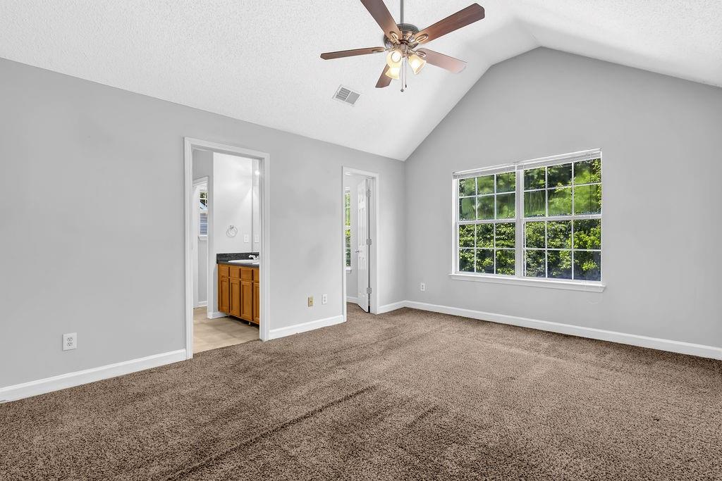 3534 Oakshire Way SE