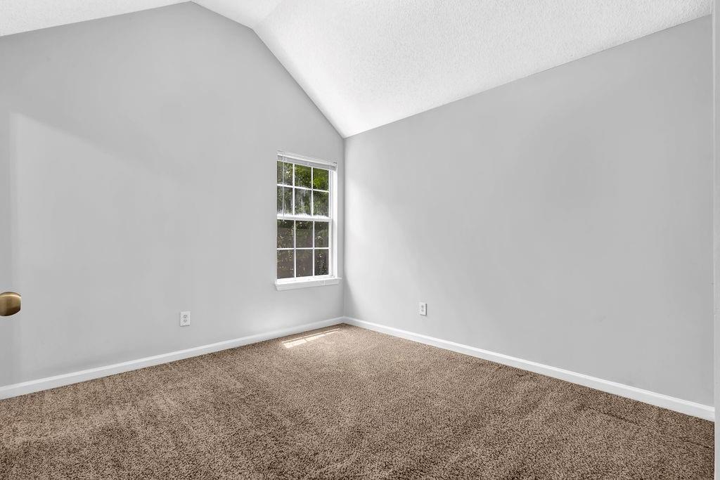 3534 Oakshire Way SE