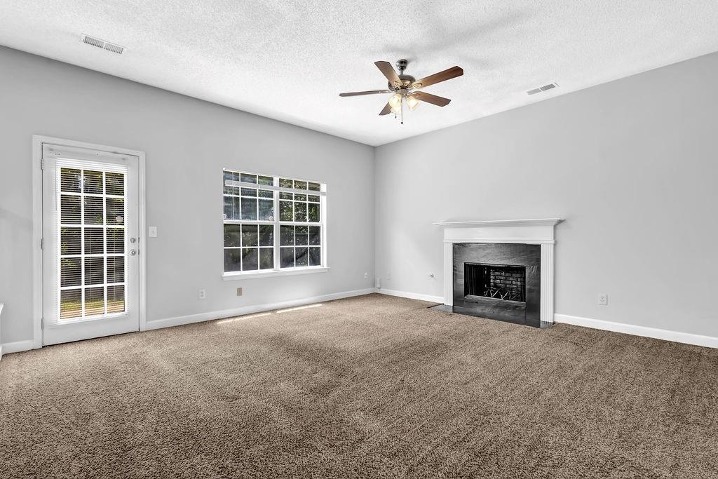 3534 Oakshire Way SE