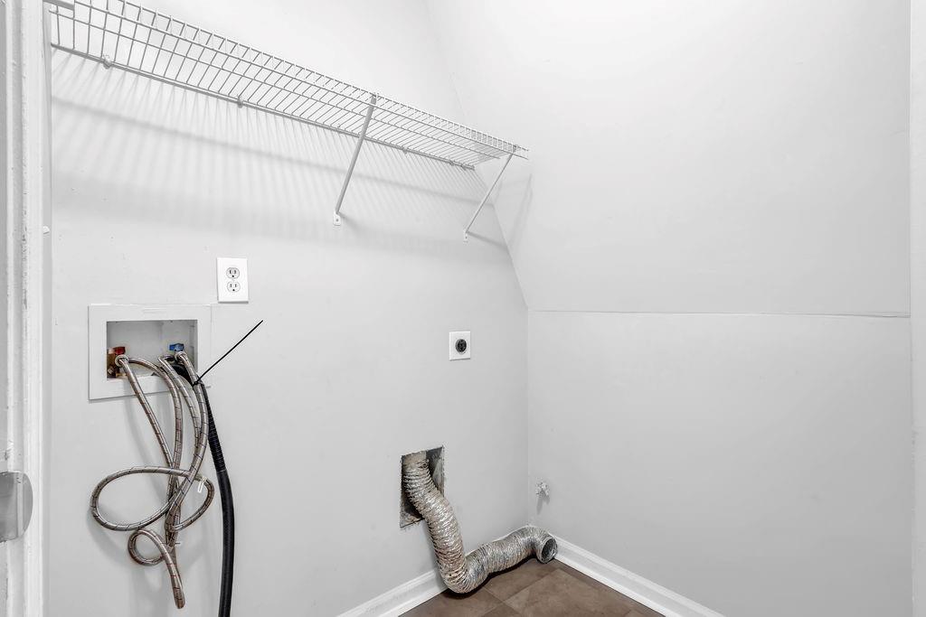 3534 Oakshire Way SE