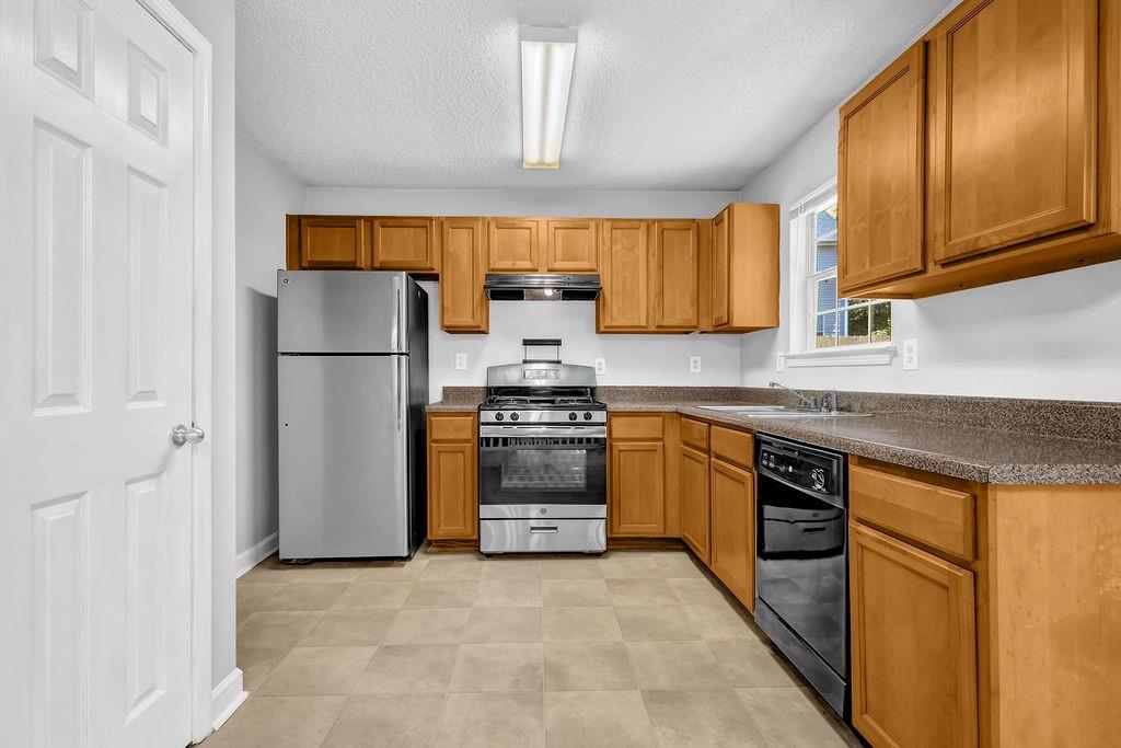 3534 Oakshire Way SE