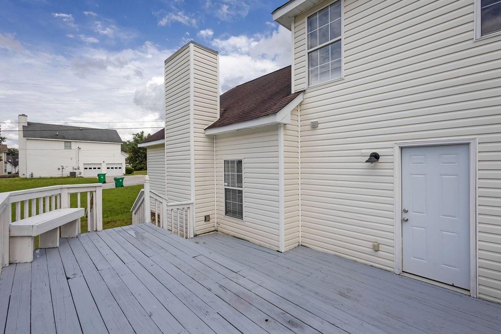3885 Riverview Chase Bluff