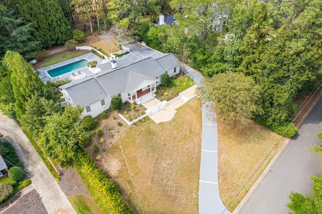 5650 Eden Roc Lane