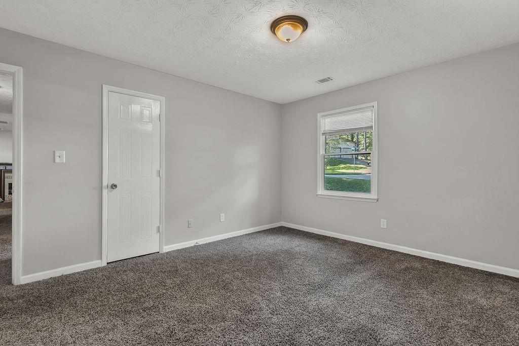 3189 Glen Hollow Drive